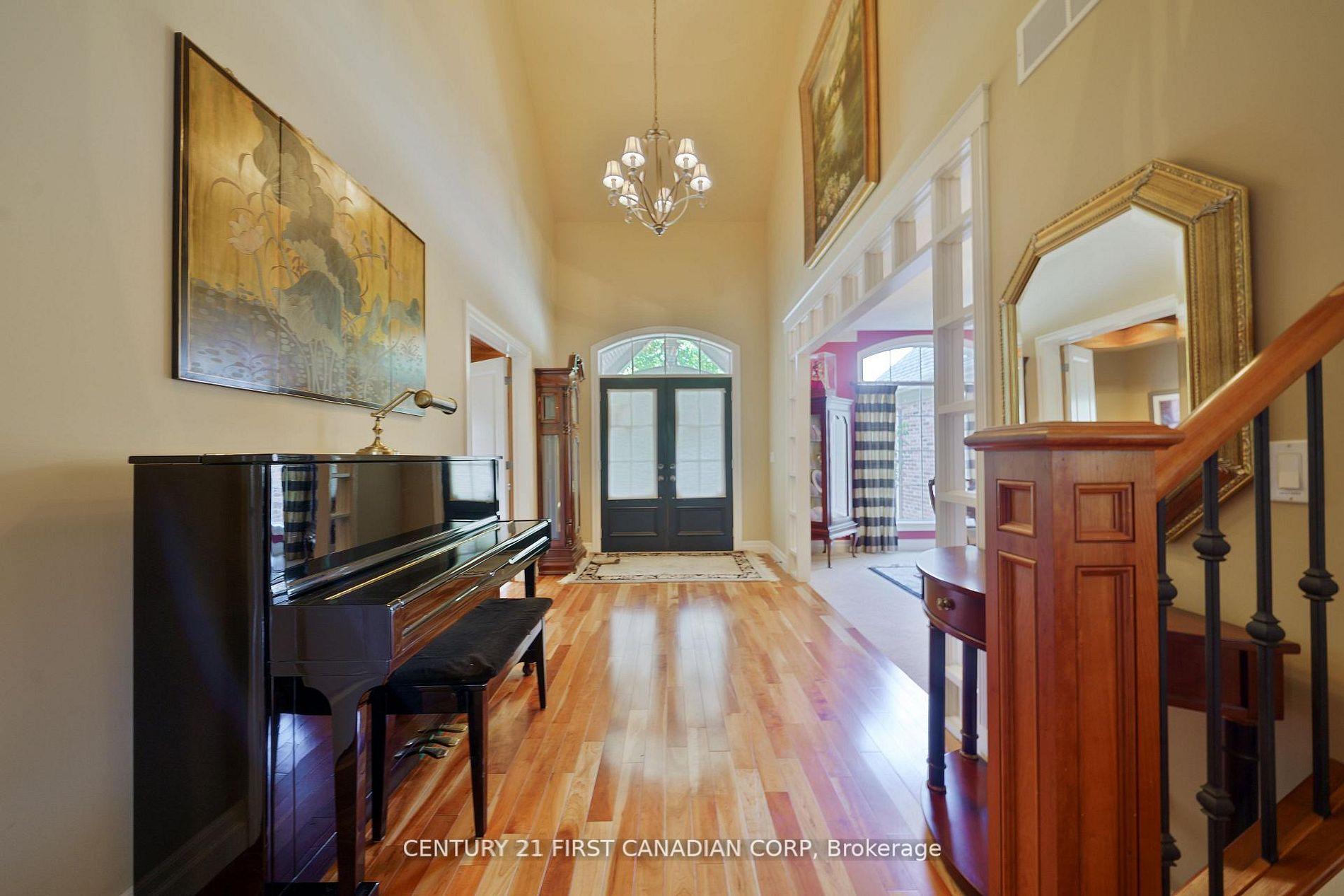 Photo 50 of 2091 Valleyrun Boulevard, London, North R — HOMEH