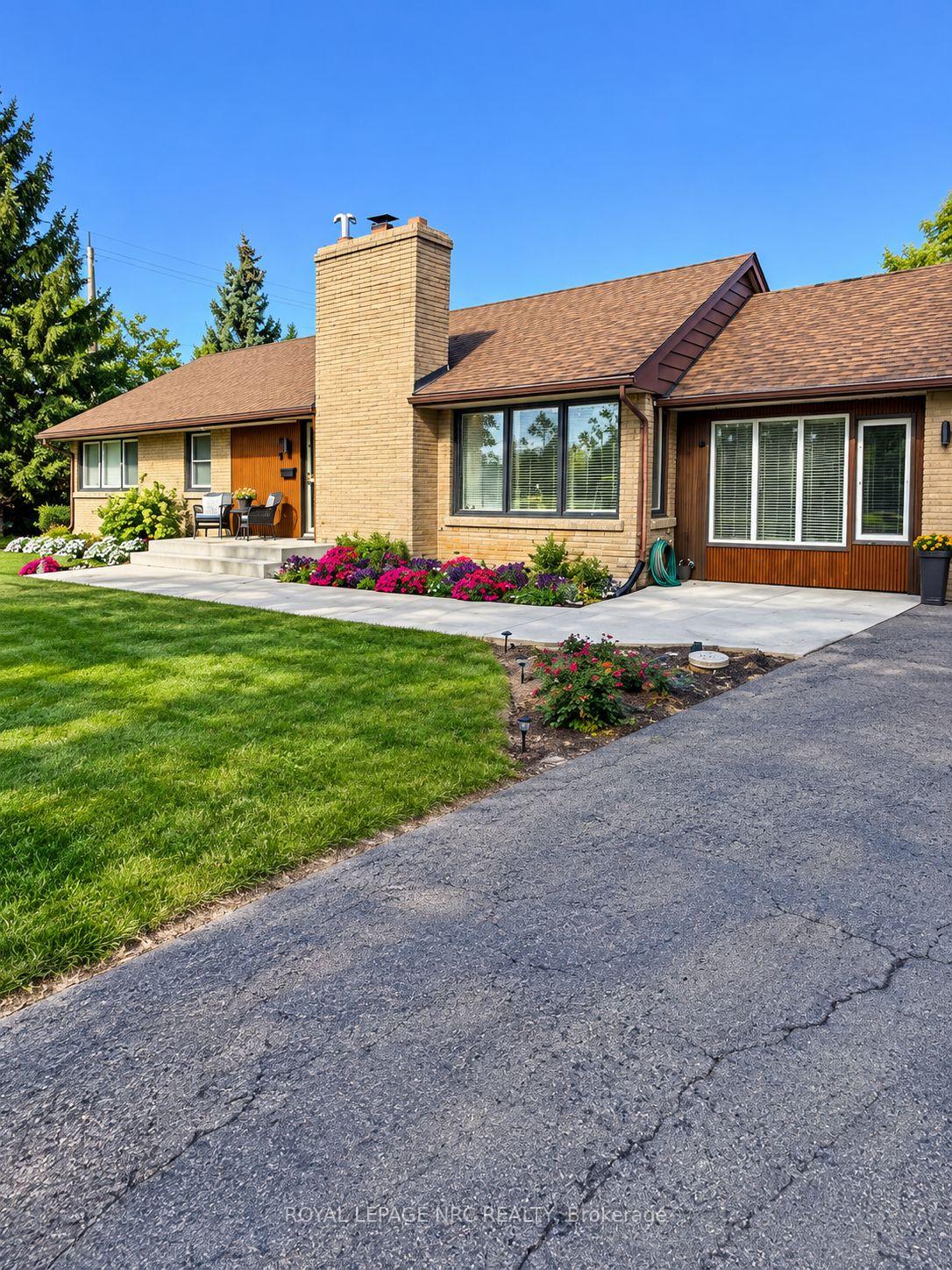 Photo 3 of 24 Munro Street, Thorold, Thorold Downtown — HOMEH