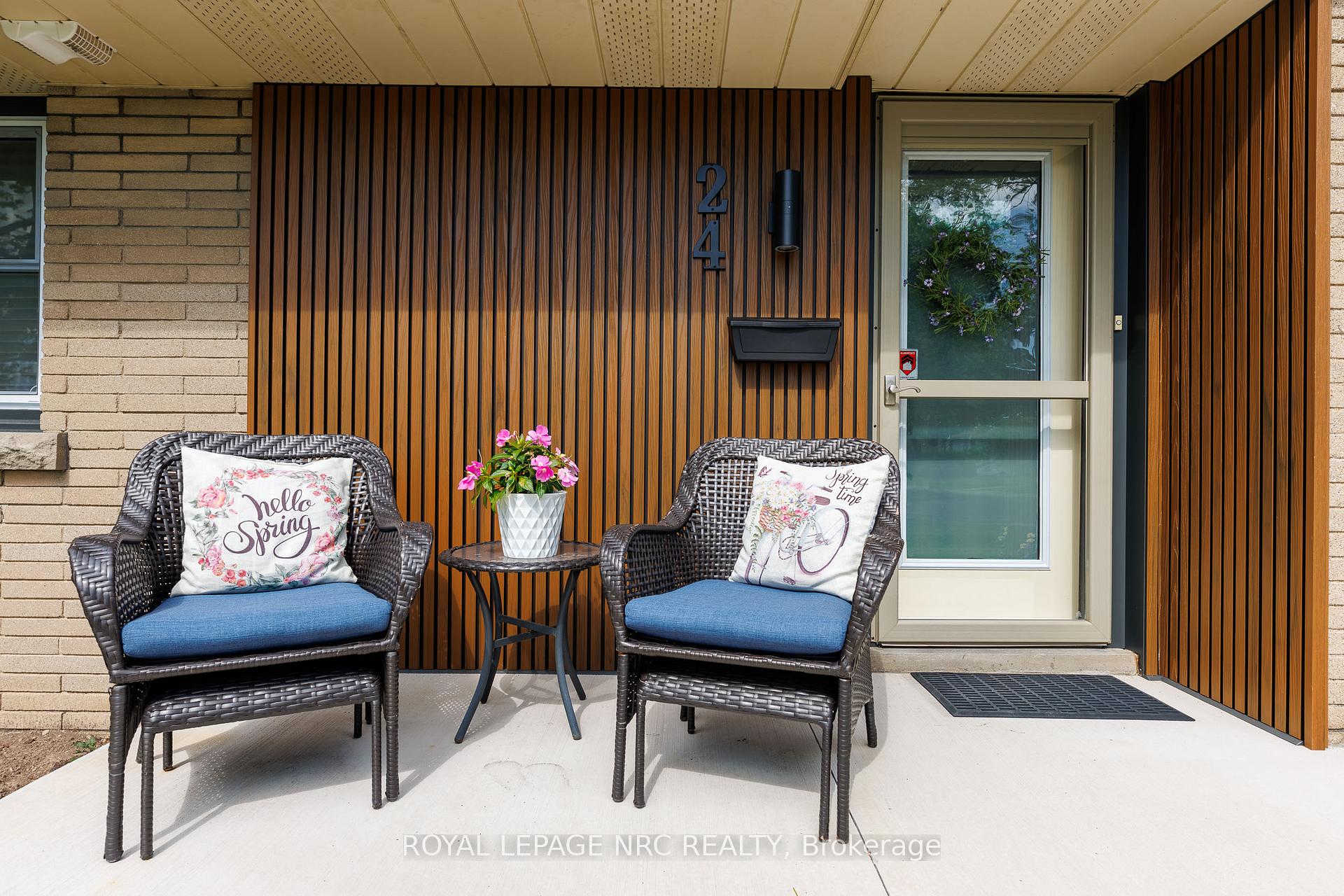 Photo 6 of 24 Munro Street, Thorold, Thorold Downtown — HOMEH