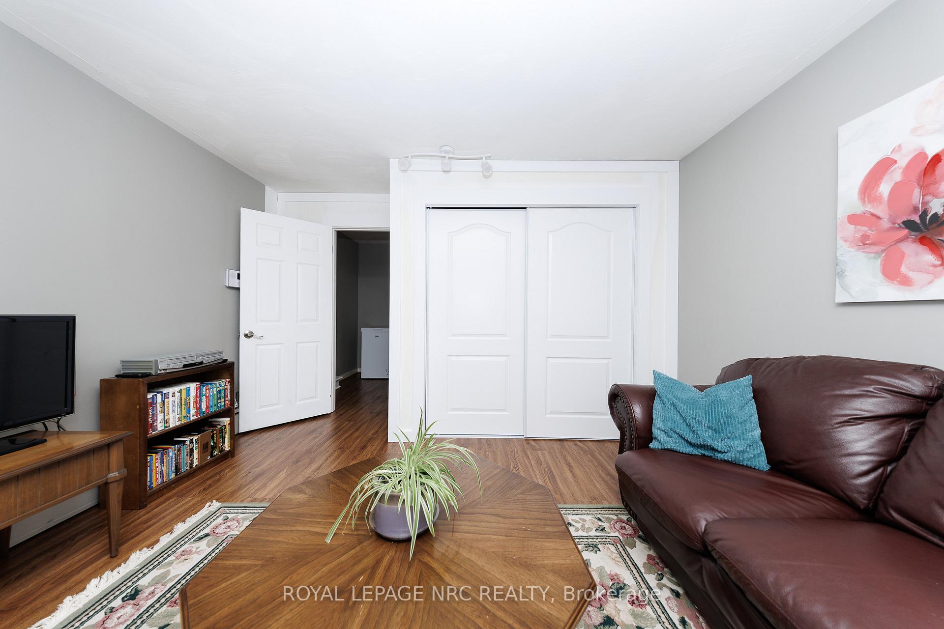 Photo 25 of 24 Munro Street, Thorold, Thorold Downtown — HOMEH
