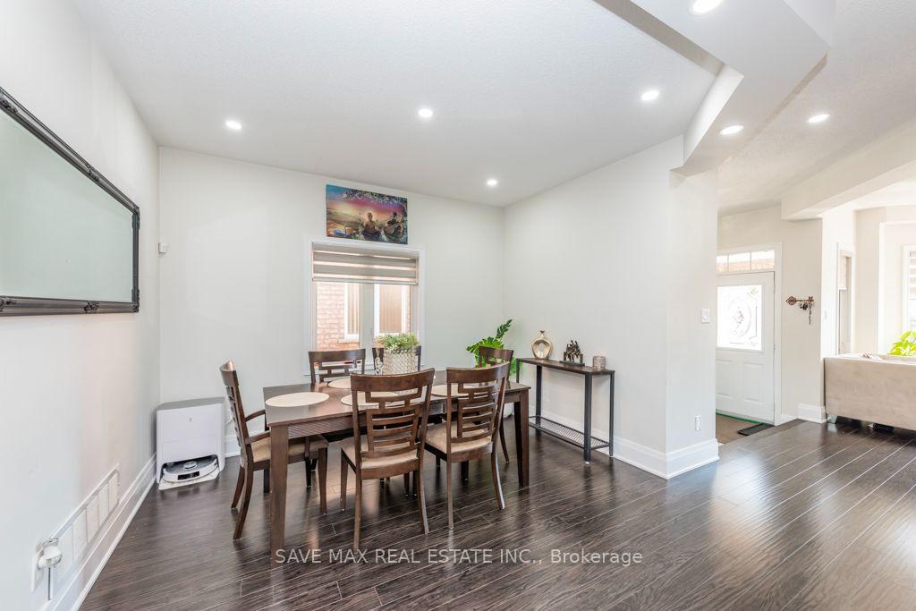 Photo 9 of 98 Octillo Boulevard, Brampton, Sandringham-Wellington — HOMEH