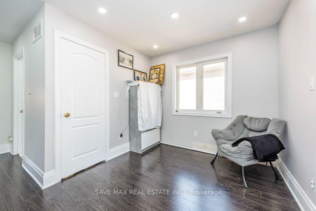 Photo 33 of 98 Octillo Boulevard, Brampton, Sandringham-Wellington — HOMEH