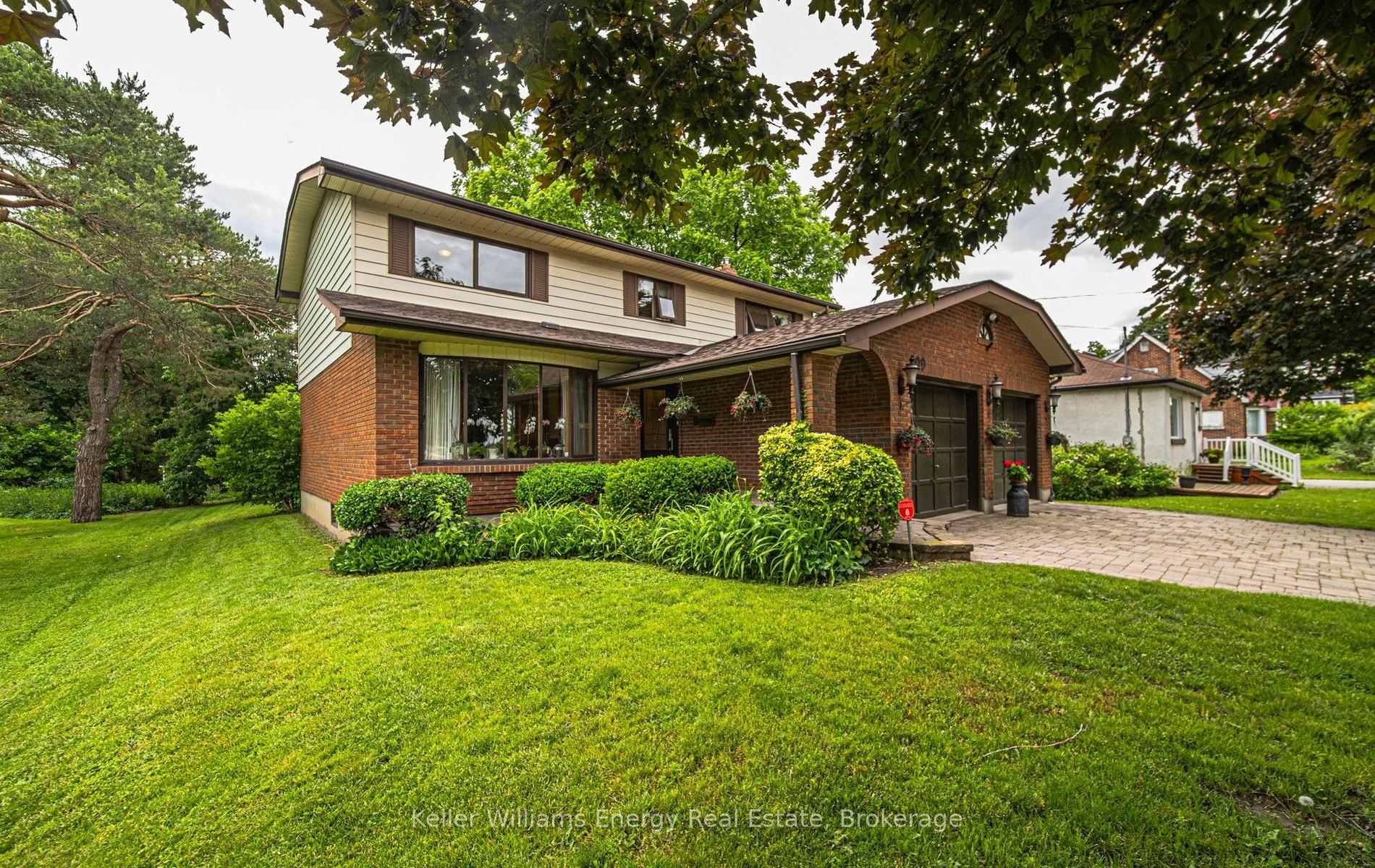 Photo 5 of 409 Gilbert Street E, Whitby, Downtown Whitby — HOMEH