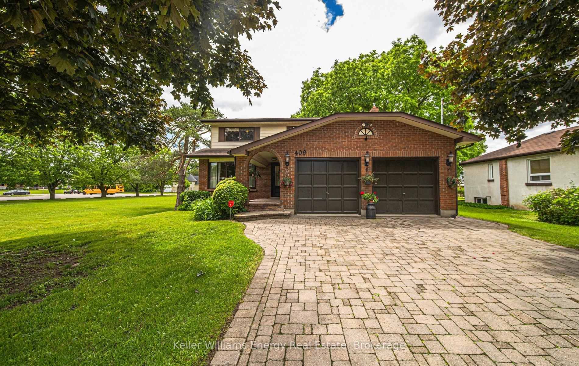 Photo 9 of 409 Gilbert Street E, Whitby, Downtown Whitby — HOMEH