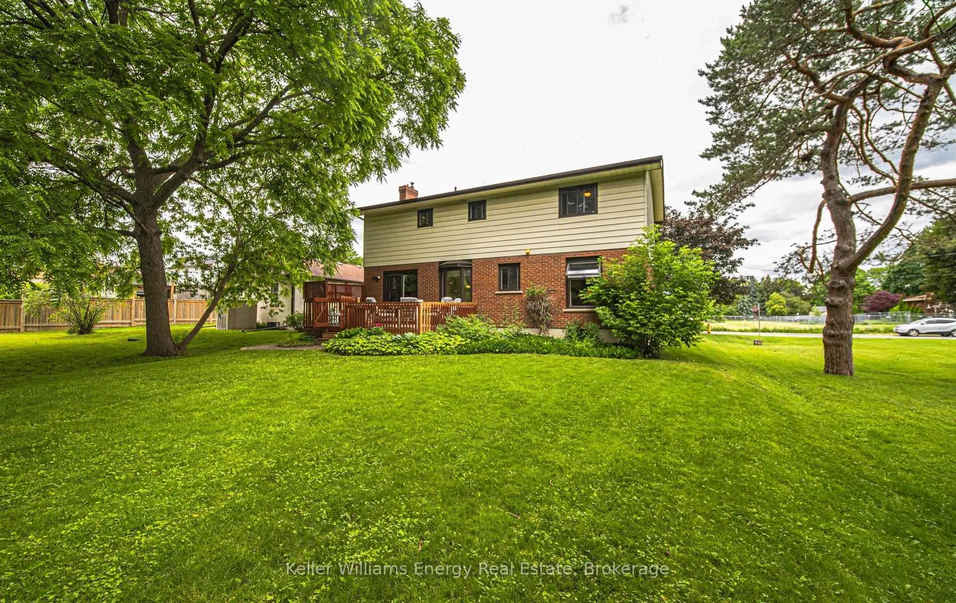 Photo 41 of 409 Gilbert Street E, Whitby, Downtown Whitby — HOMEH