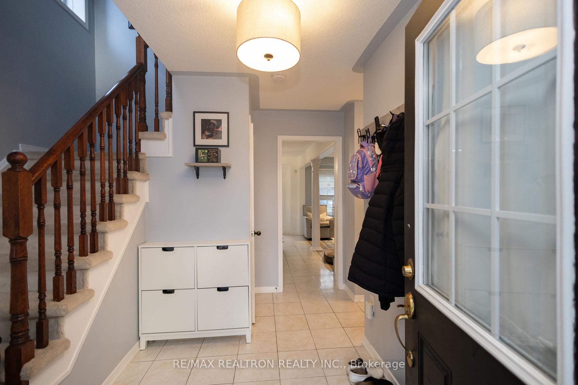 Photo 7 of 119 William Cowles Drive, Clarington, Bowmanville — HOMEH