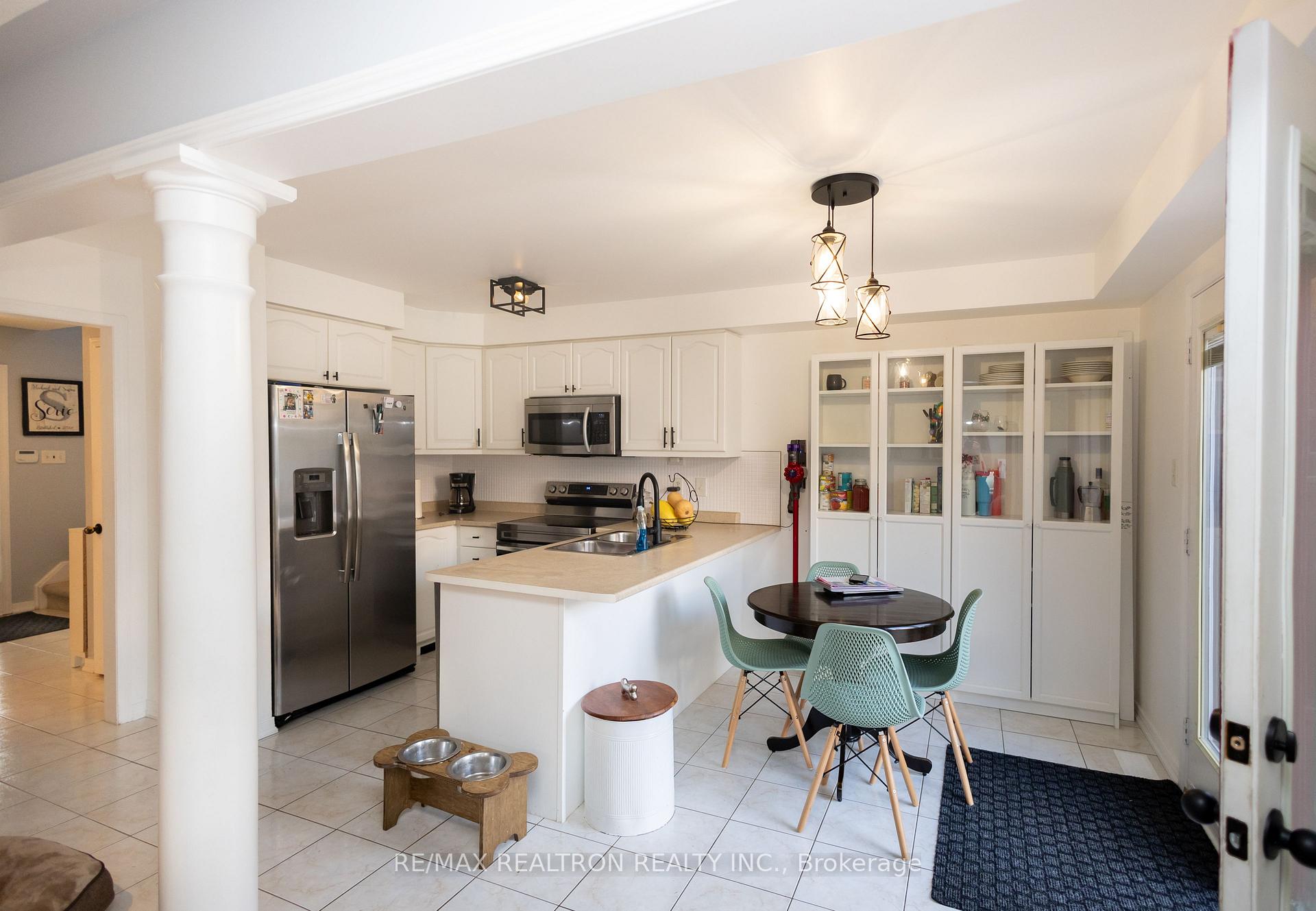 Photo 9 of 119 William Cowles Drive, Clarington, Bowmanville — HOMEH