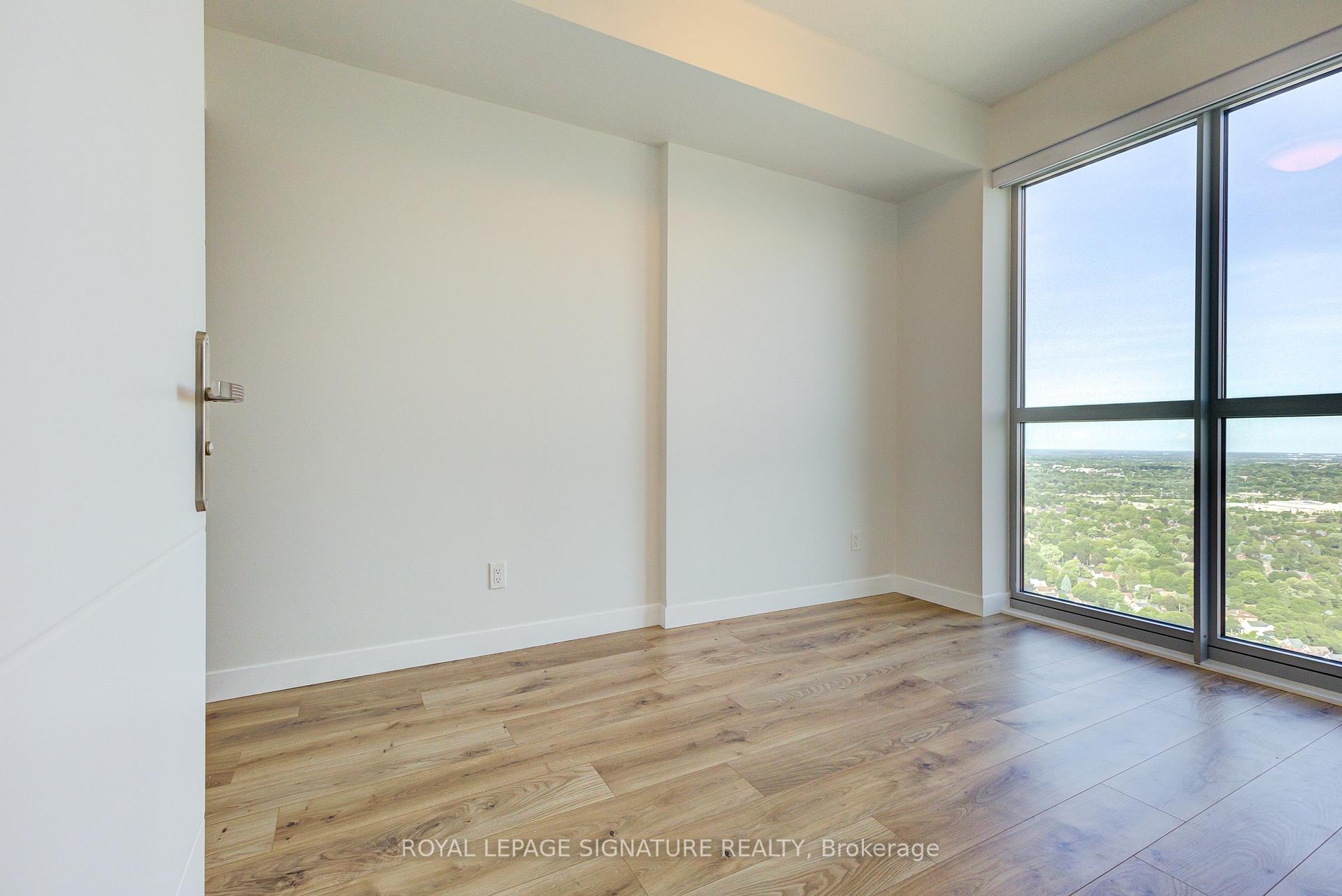 Photo 14 of Unit 3901, 60 Frederick Street, Kitchener, City Commercial Core — HOMEH