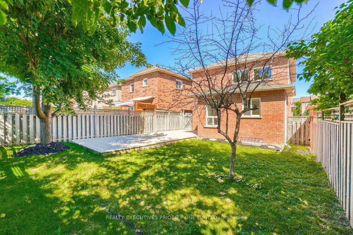 Photo 44 of 17 Drake Drive, Barrie, Painswick South — HOMEH