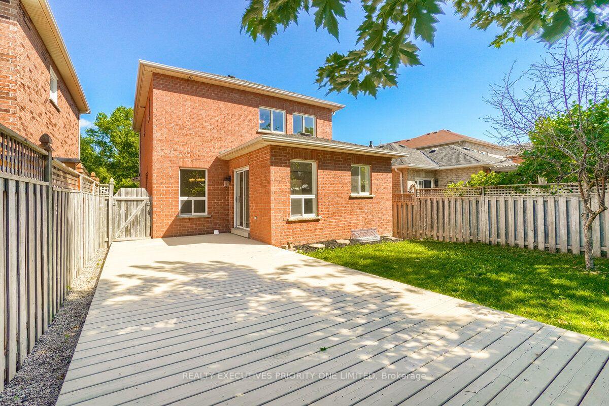 Photo 45 of 17 Drake Drive, Barrie, Painswick South — HOMEH