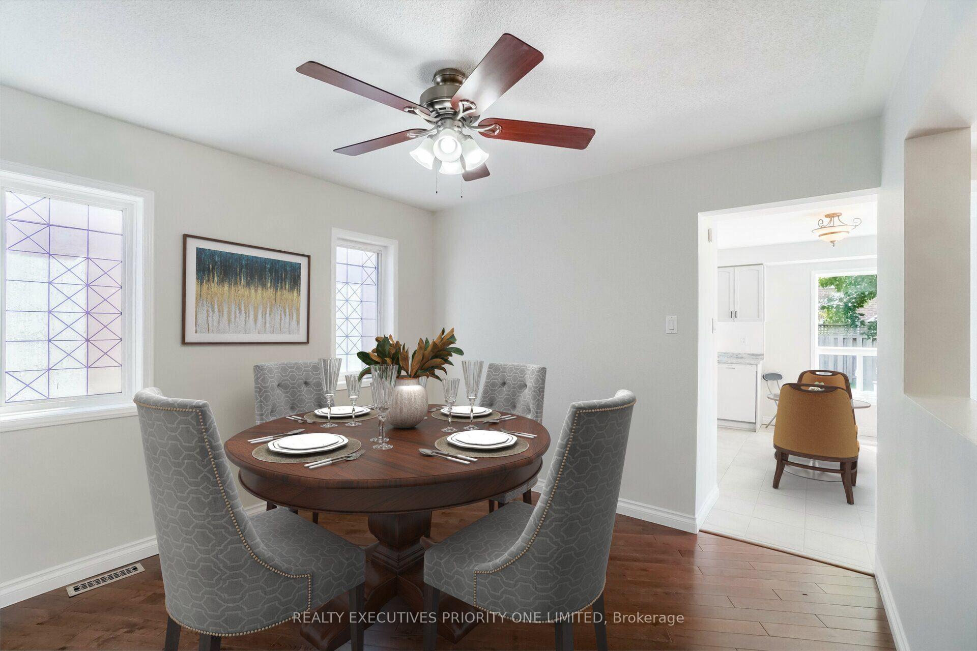 Photo 7 of 17 Drake Drive, Barrie, Painswick South — HOMEH