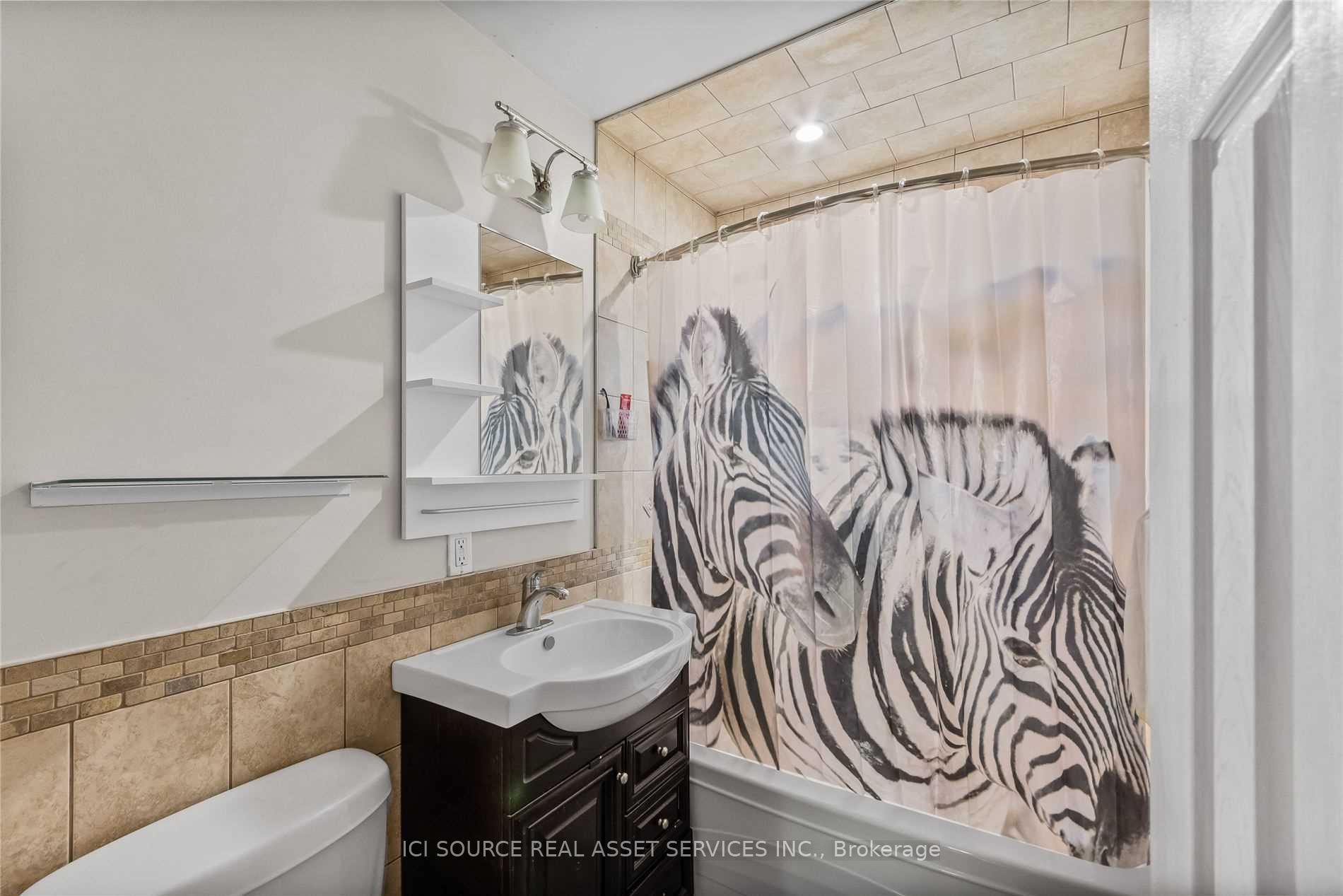 Photo 3 of Unit Main Fl, 1015 King Street, Whitby, Downtown Whitby — HOMEH