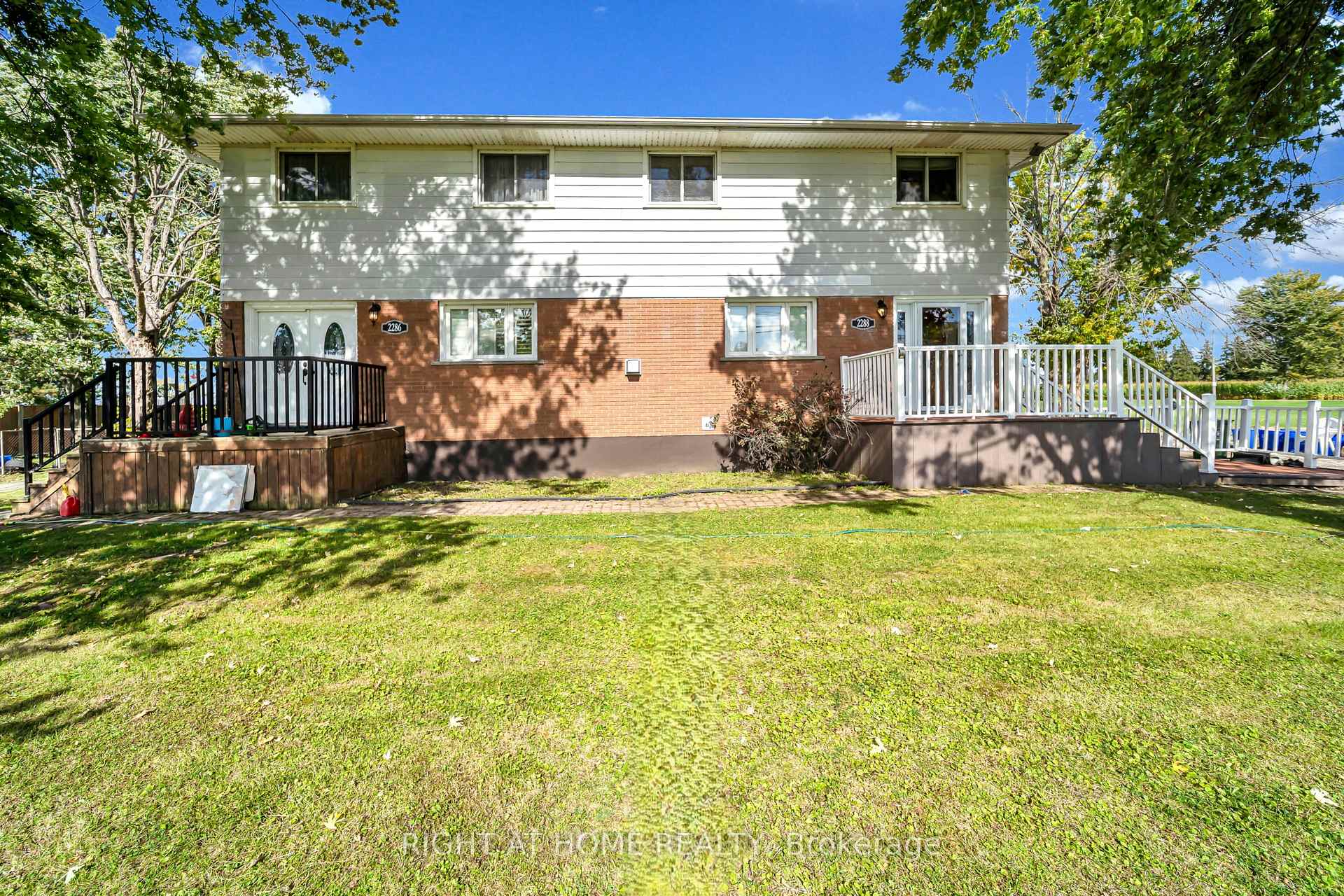 Photo 3 of 2288 Binbrook Road, Hamilton, Rural Glanbrook — HOMEH
