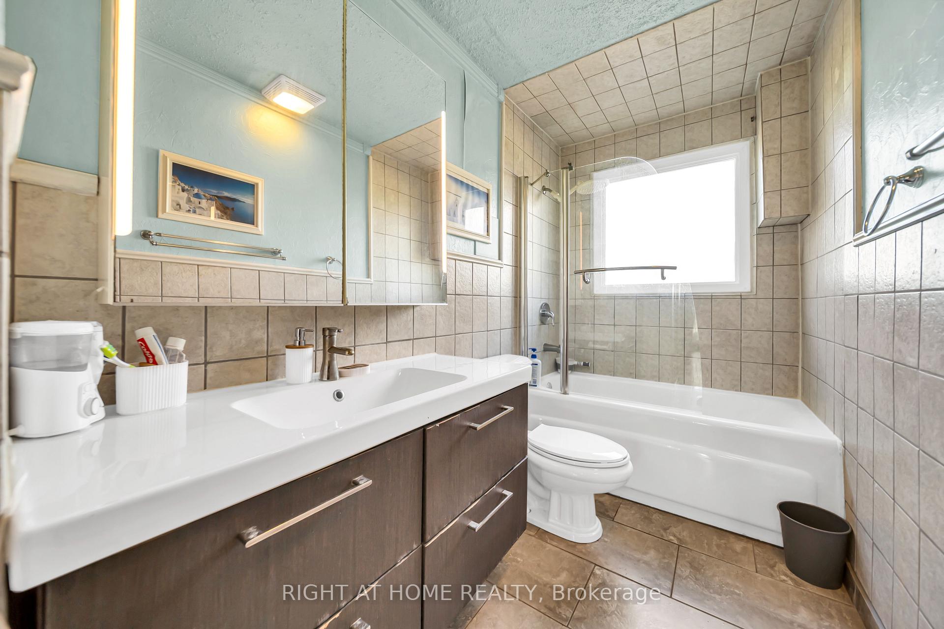 Photo 18 of 2288 Binbrook Road, Hamilton, Rural Glanbrook — HOMEH