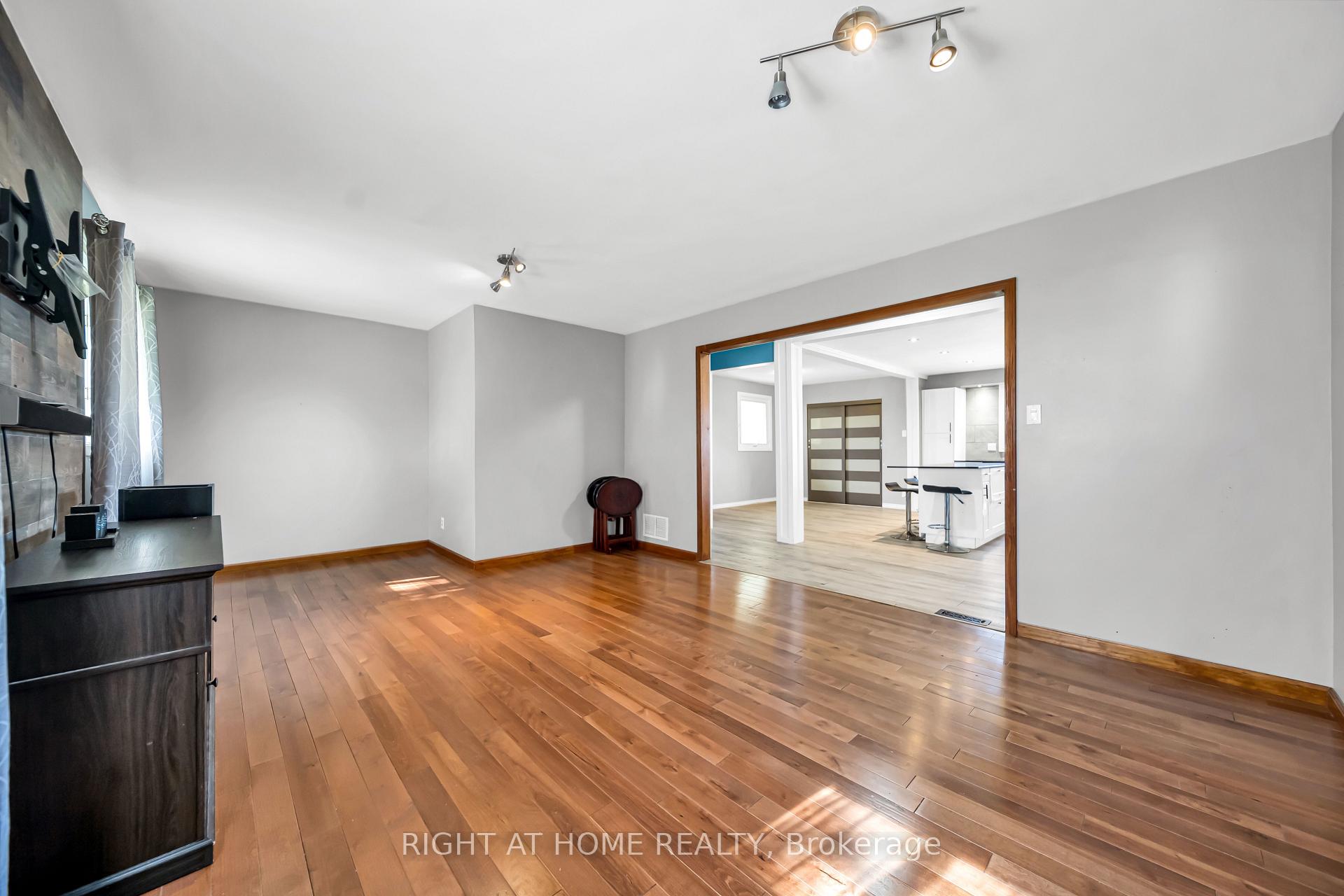 Photo 27 of 2288 Binbrook Road, Hamilton, Rural Glanbrook — HOMEH