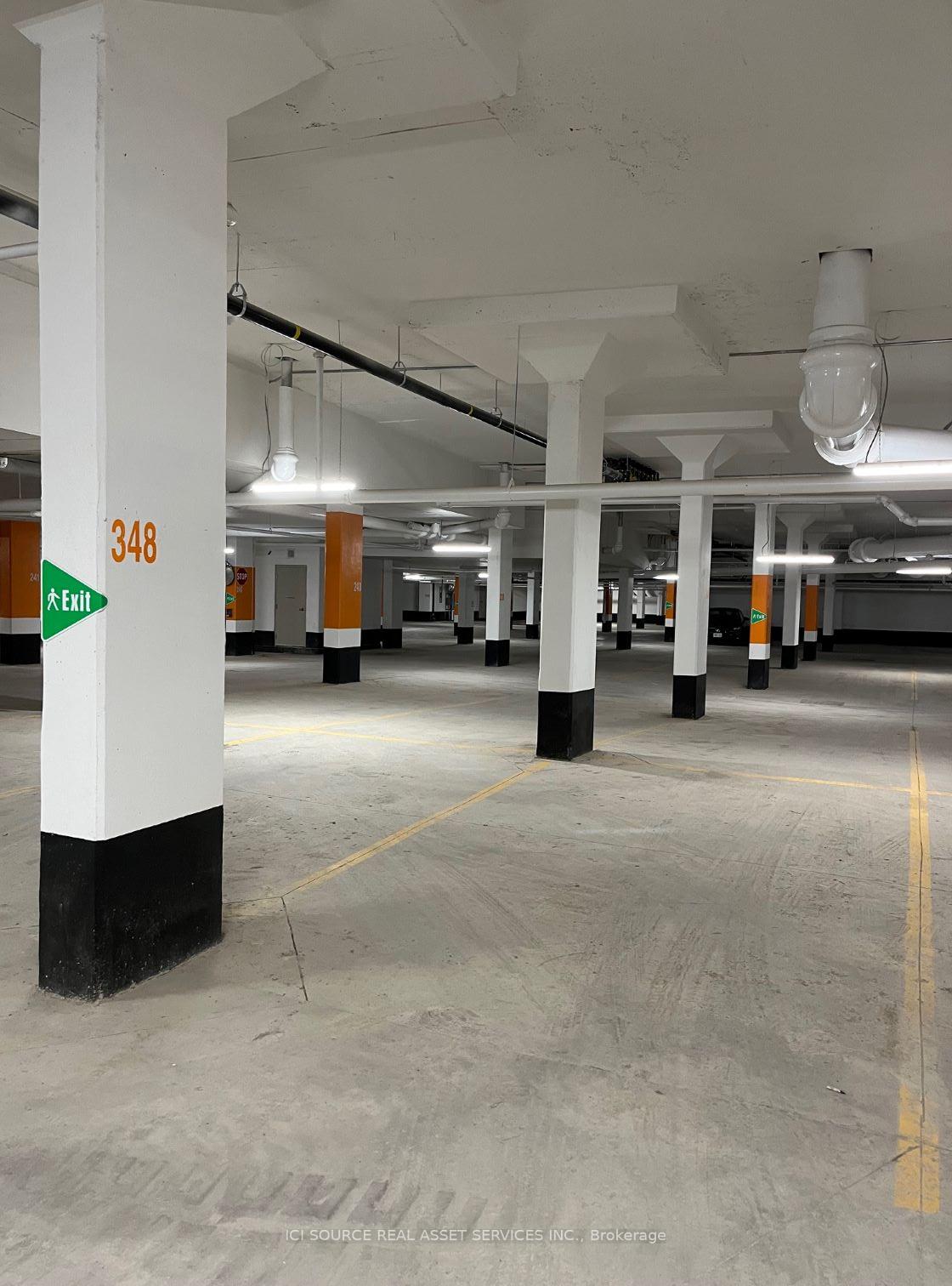 Photo 18 of Unit 230, 131 Honeycrisp Crescent, Vaughan, Vaughan Corporate Centre — HOMEH