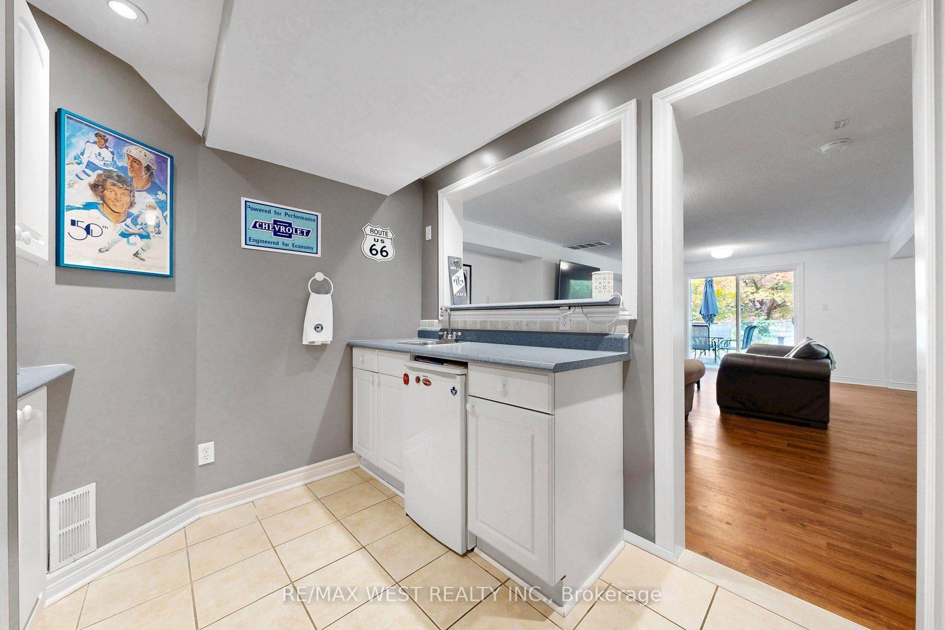Photo 42 of 11 Brand Court, Ajax, Central — HOMEH
