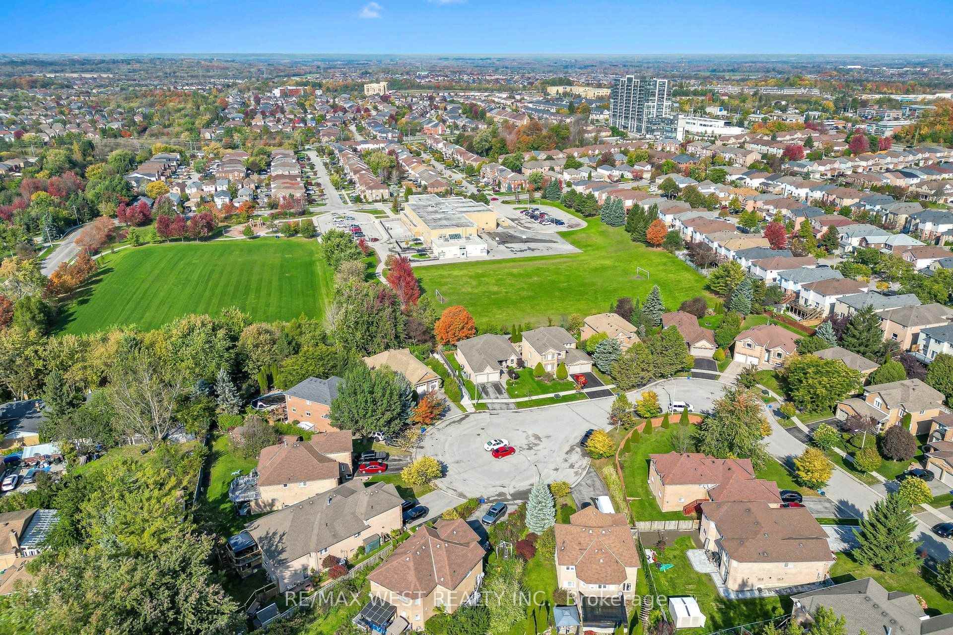Photo 67 of 11 Brand Court, Ajax, Central — HOMEH