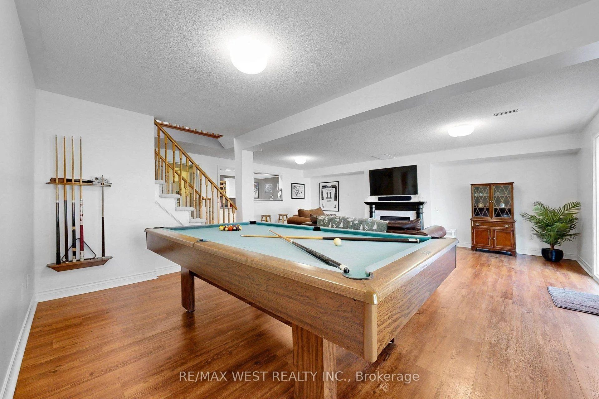 Photo 63 of 11 Brand Court, Ajax, Central — HOMEH