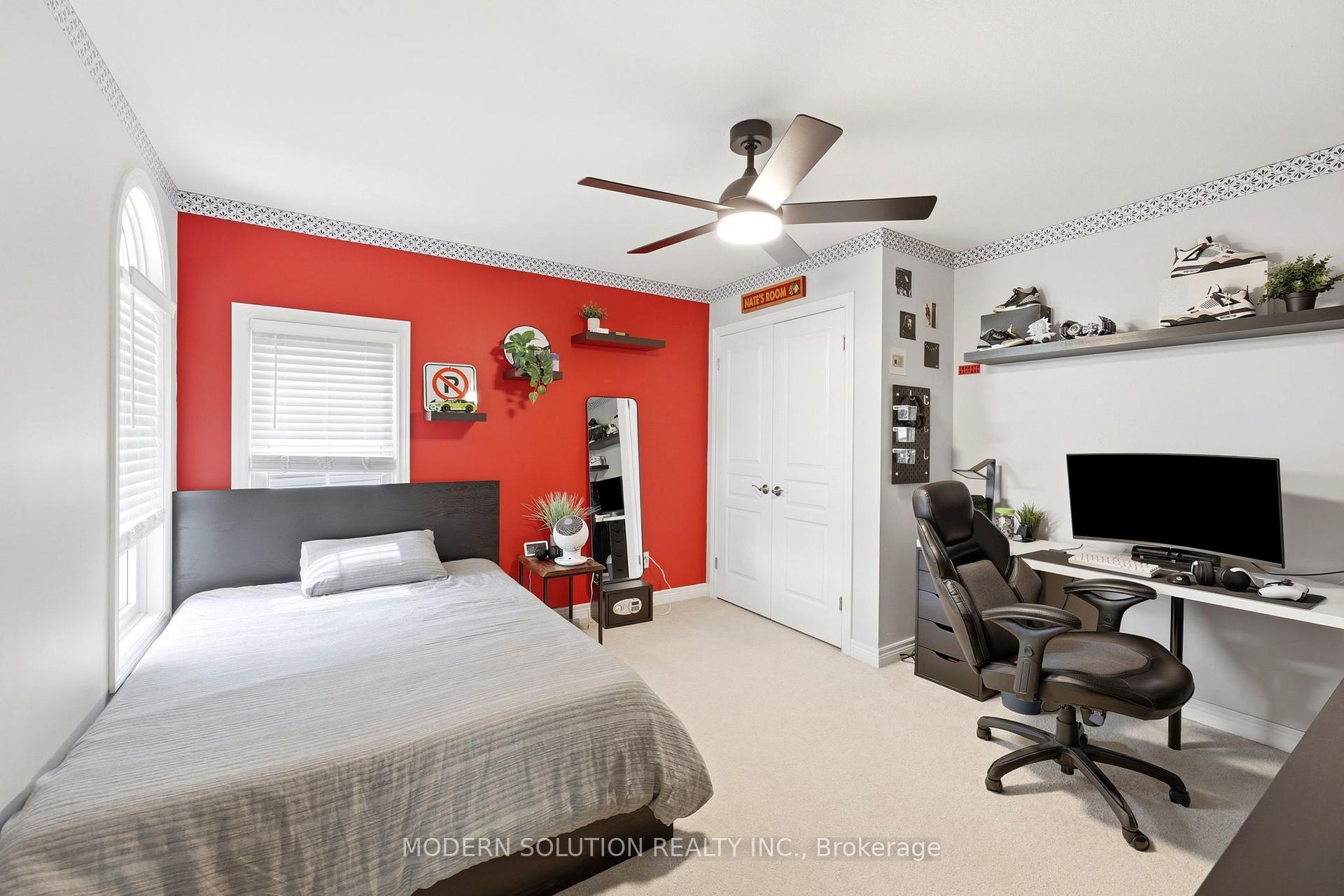 Photo 21 of 897 Bradshaw Crescent, London, North M — HOMEH