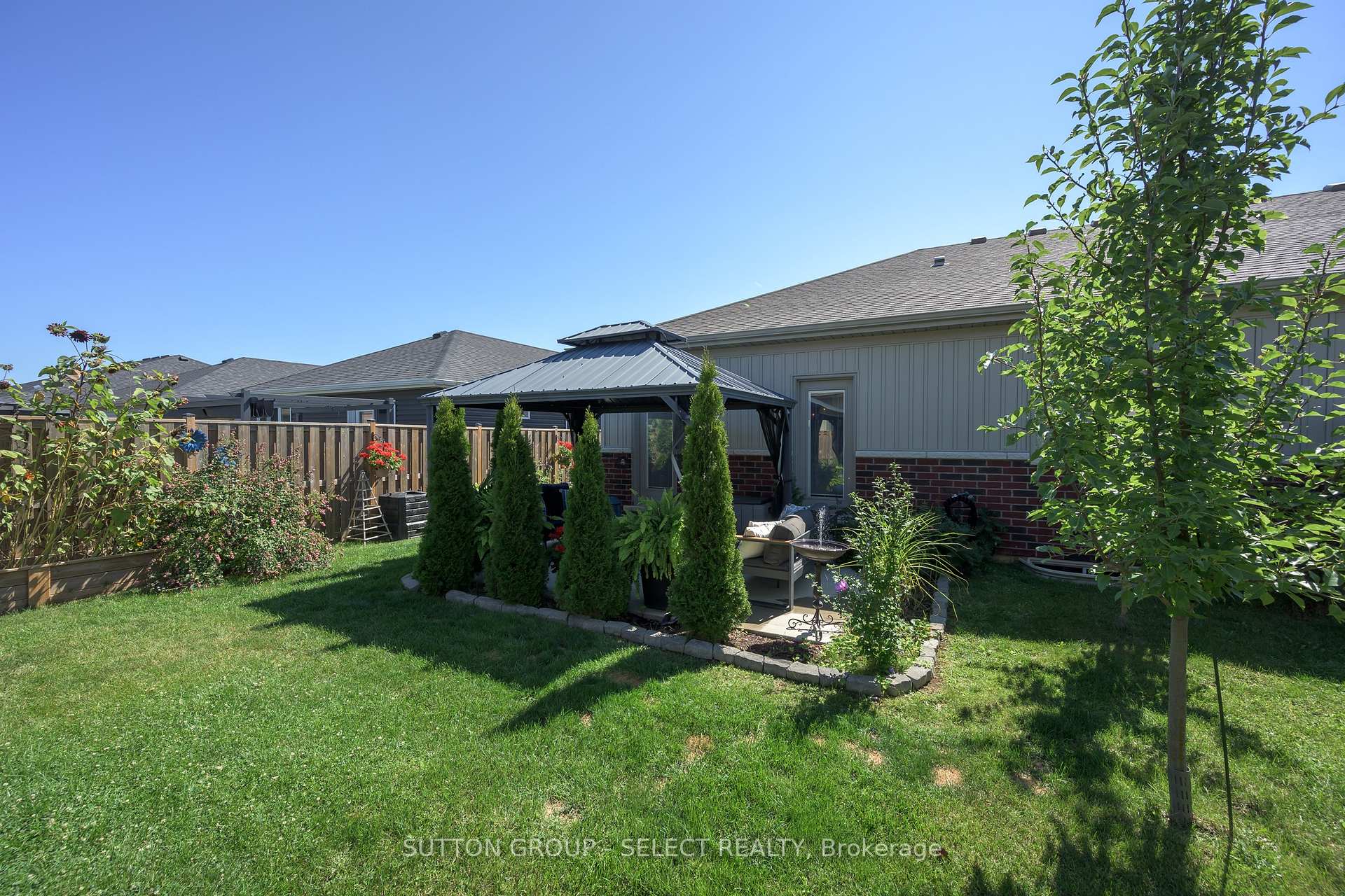 Photo 8 of 99 Lanz Boulevard, Chatham-Kent, Blenheim — HOMEH