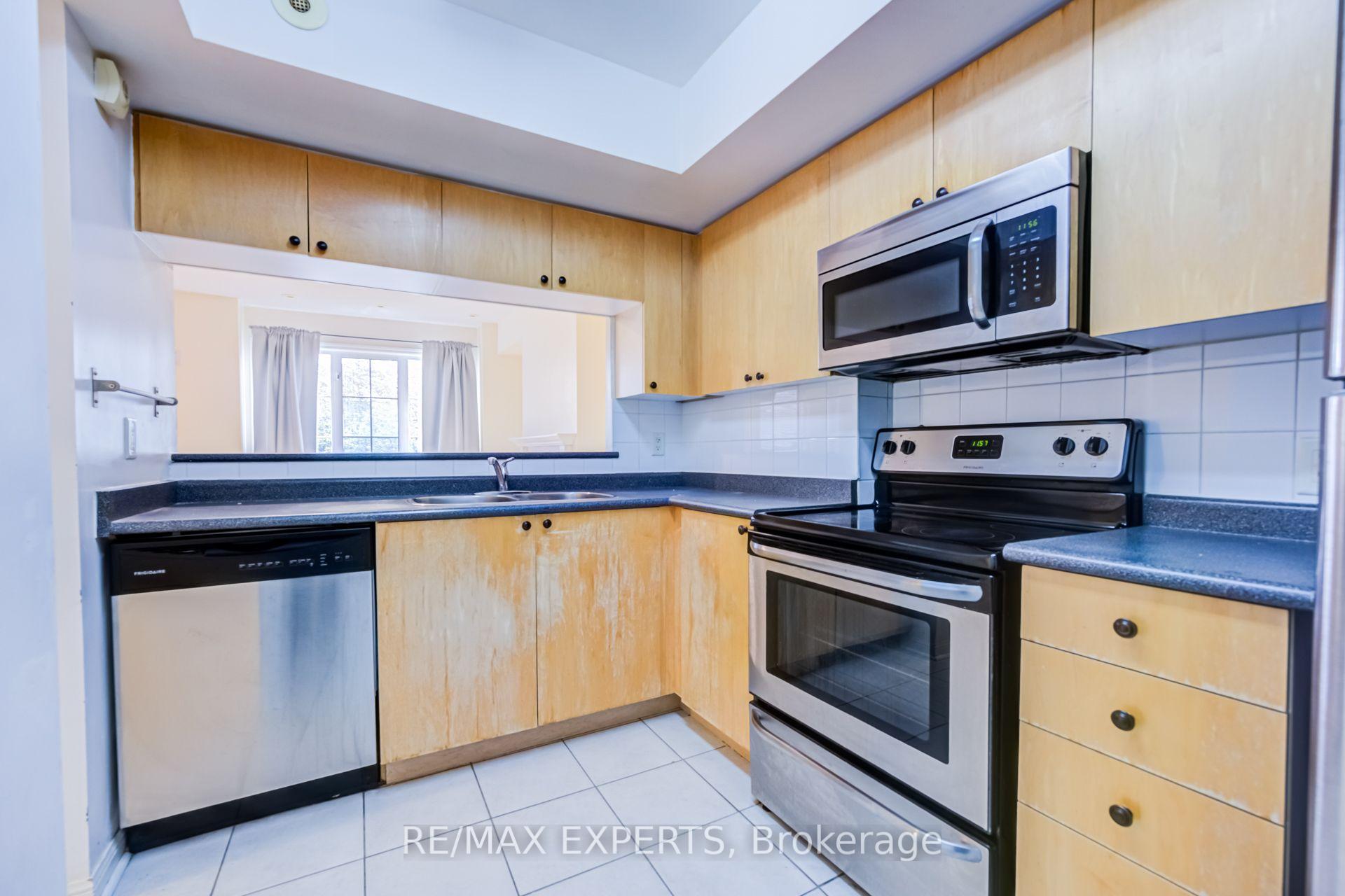 Photo 9 of Unit 104, 3 Everson Drive, North York, Willowdale East — HOMEH