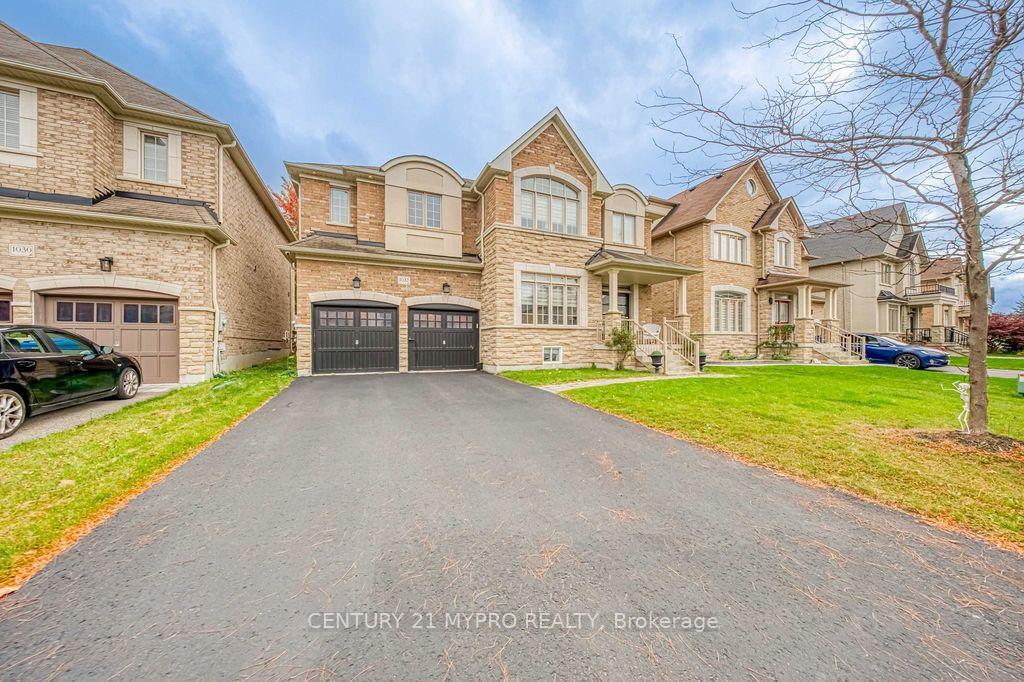 Photo 2 of 1032 Wilbur Pipher Circle, Newmarket, Stonehaven-Wyndham — HOMEH
