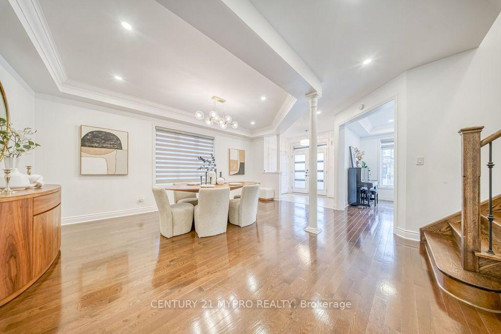 Photo 8 of 1032 Wilbur Pipher Circle, Newmarket, Stonehaven-Wyndham — HOMEH