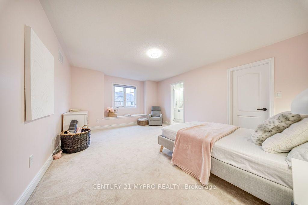 Photo 33 of 1032 Wilbur Pipher Circle, Newmarket, Stonehaven-Wyndham — HOMEH