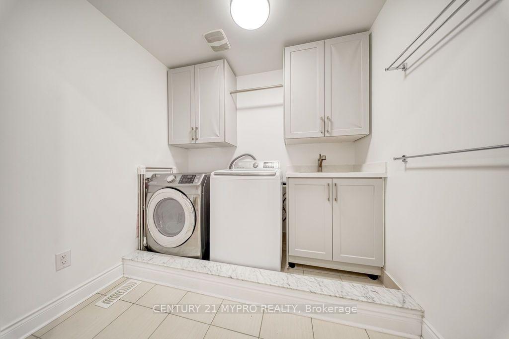 Photo 36 of 1032 Wilbur Pipher Circle, Newmarket, Stonehaven-Wyndham — HOMEH