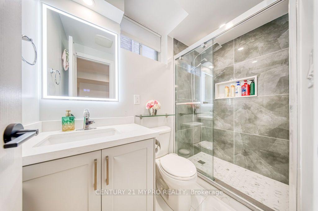 Photo 44 of 1032 Wilbur Pipher Circle, Newmarket, Stonehaven-Wyndham — HOMEH