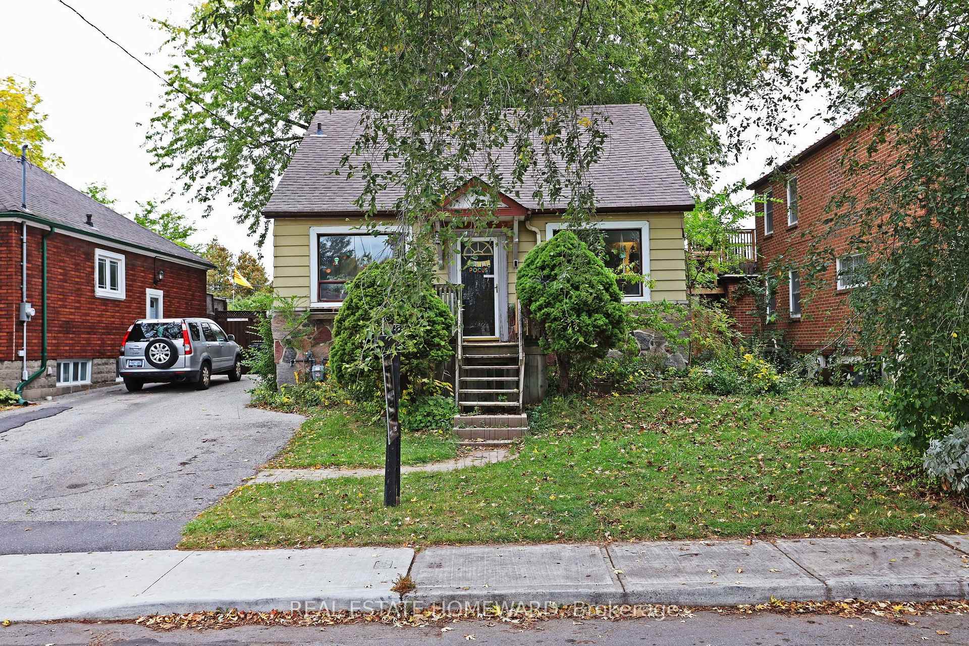 Photo 1 of 22 Haddon Avenue, Scarborough, Birchcliffe-Cliffside — HOMEH