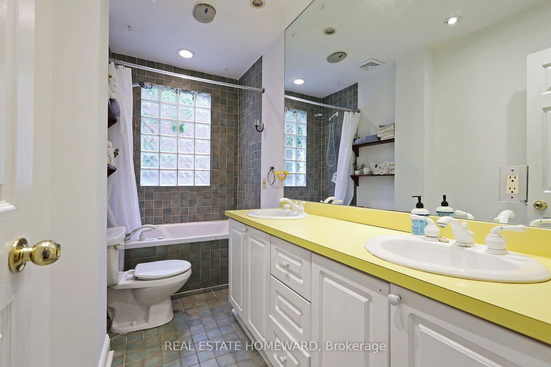Photo 13 of 22 Haddon Avenue, Scarborough, Birchcliffe-Cliffside — HOMEH