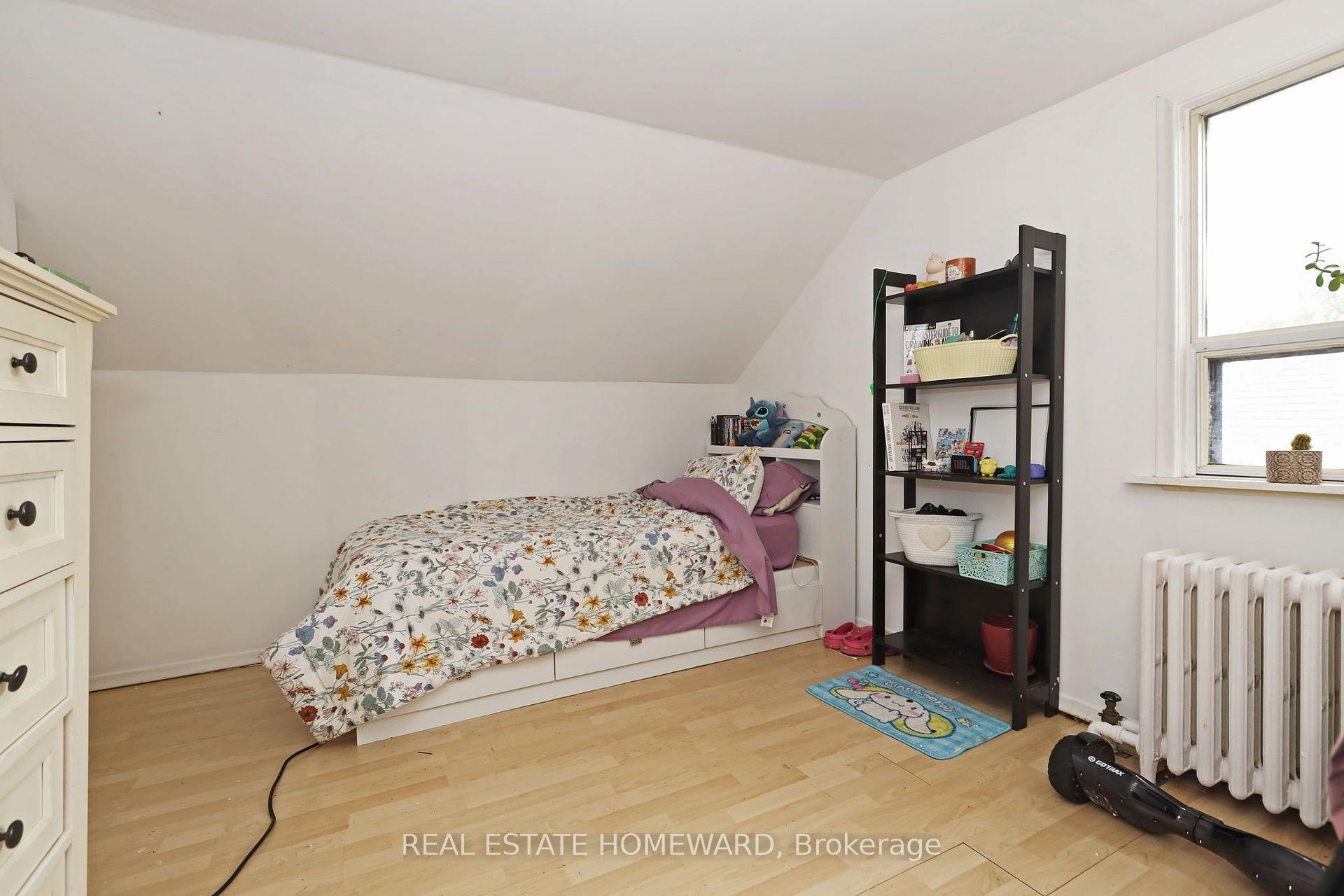 Photo 14 of 22 Haddon Avenue, Scarborough, Birchcliffe-Cliffside — HOMEH