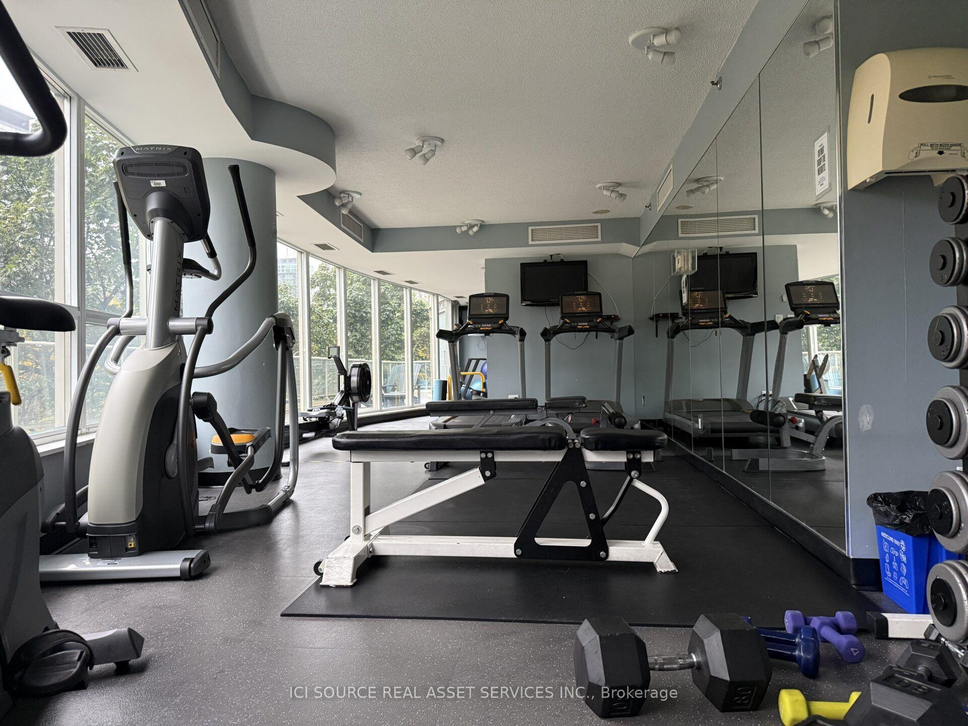Photo 23 of Unit 812, 550 Queens Quay W, Toronto, Waterfront Communities — HOMEH