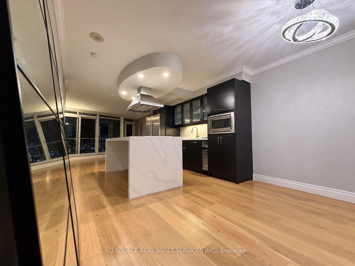 Photo 20 of Unit 812, 550 Queens Quay W, Toronto, Waterfront Communities — HOMEH
