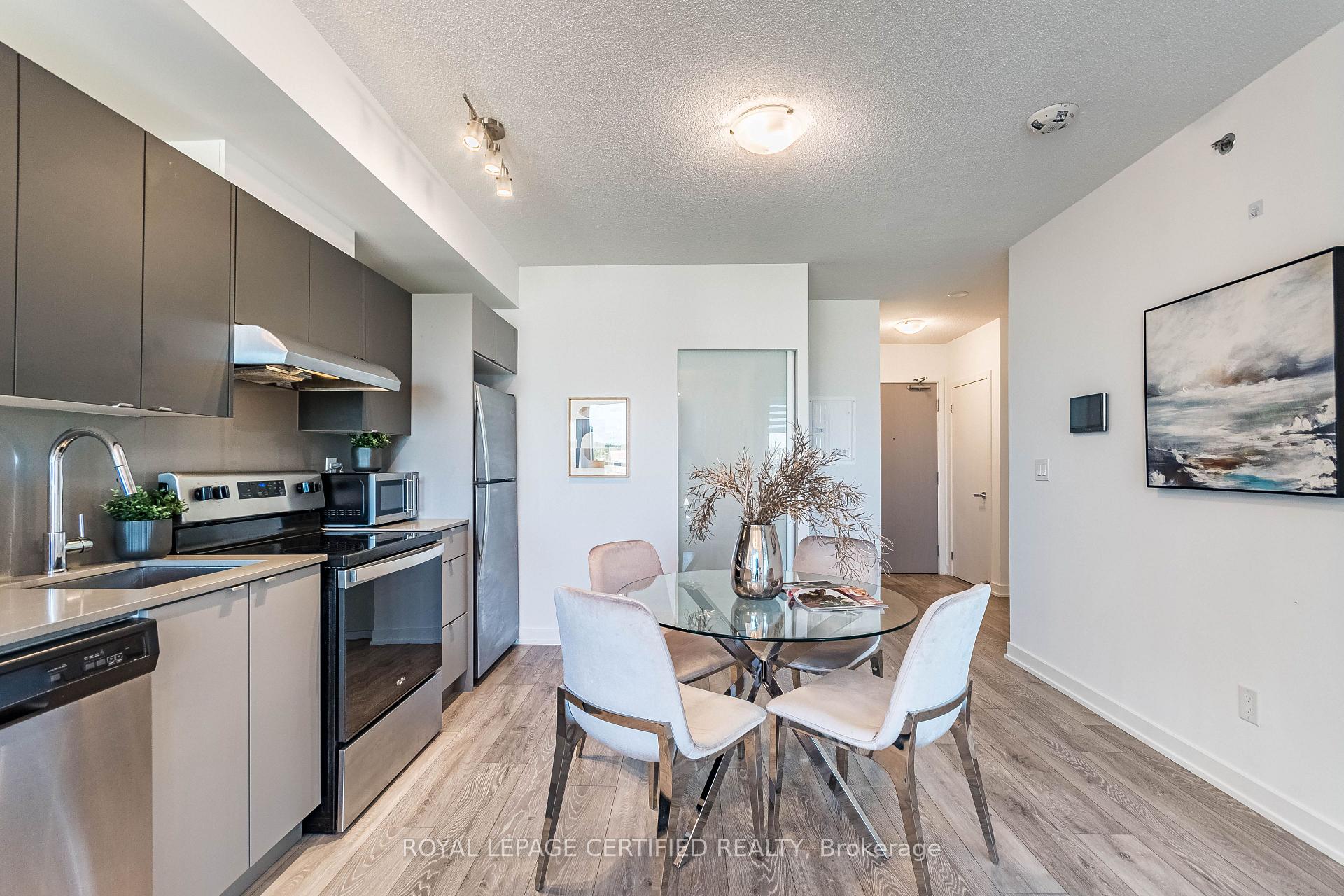 Photo 14 of Unit A410, 3210 Dakota Common, Burlington, Alton — HOMEH