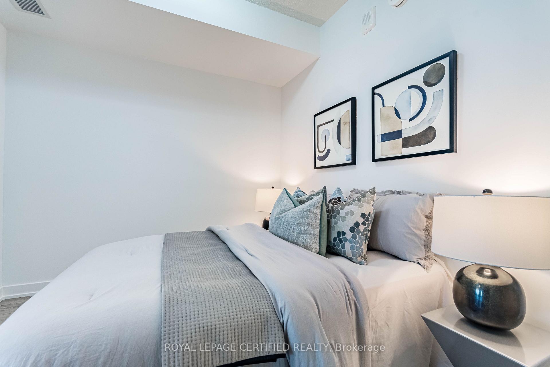 Photo 27 of Unit A410, 3210 Dakota Common, Burlington, Alton — HOMEH