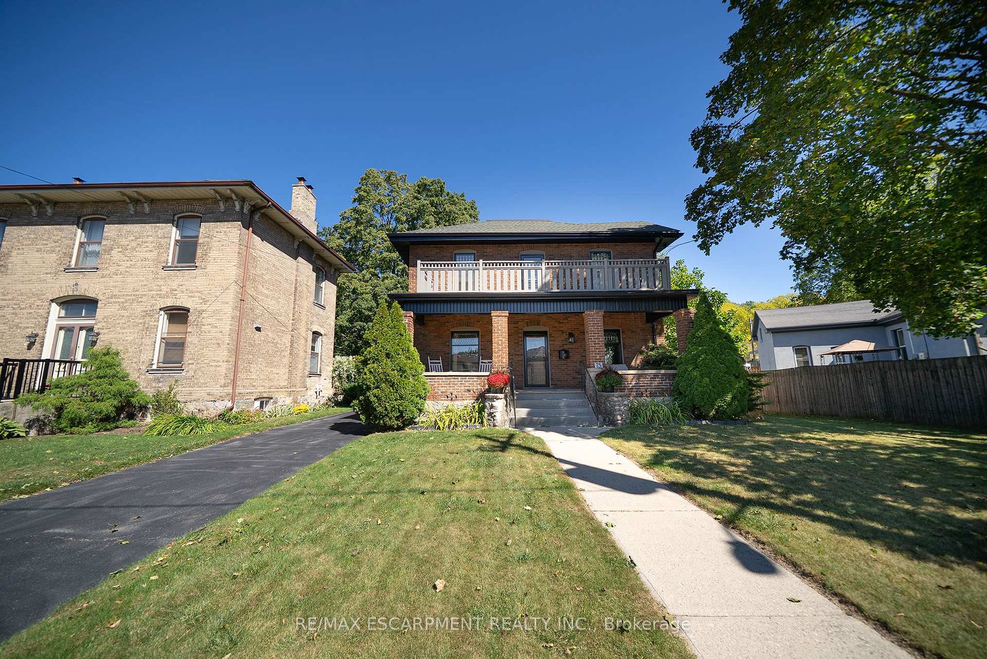 Photo 1 of 75 Walnut Street, Brant, Paris — HOMEH