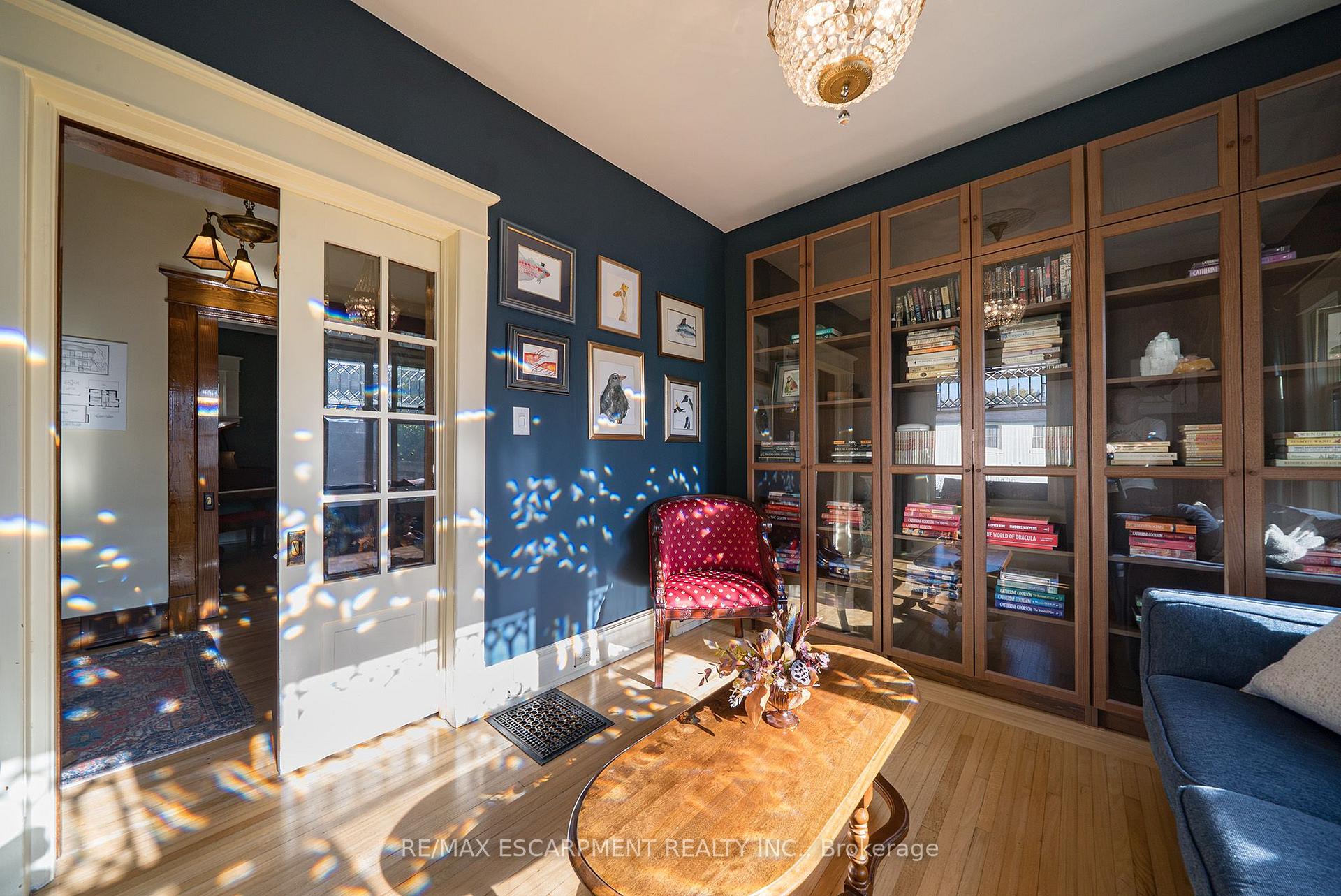 Photo 7 of 75 Walnut Street, Brant, Paris — HOMEH