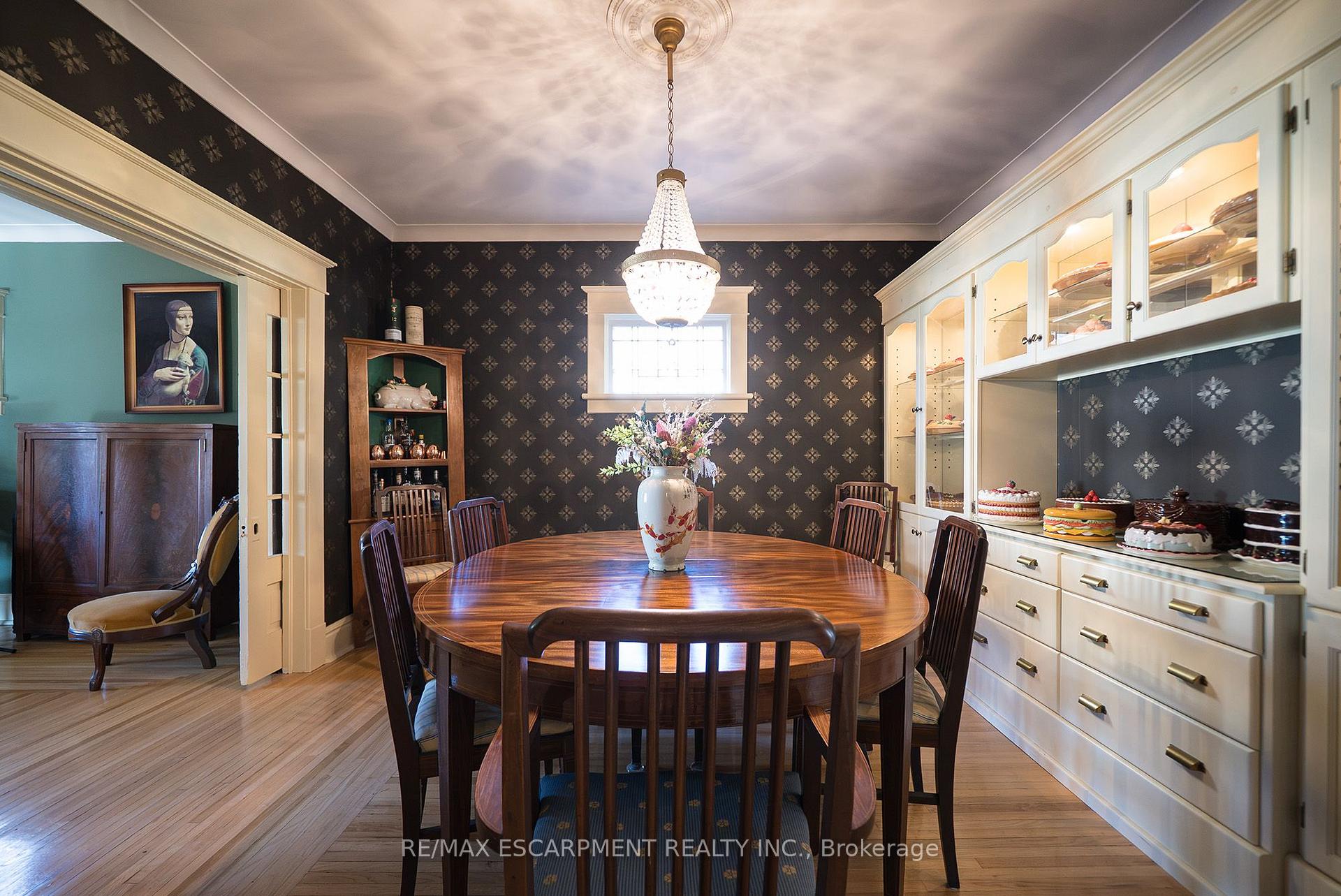 Photo 13 of 75 Walnut Street, Brant, Paris — HOMEH