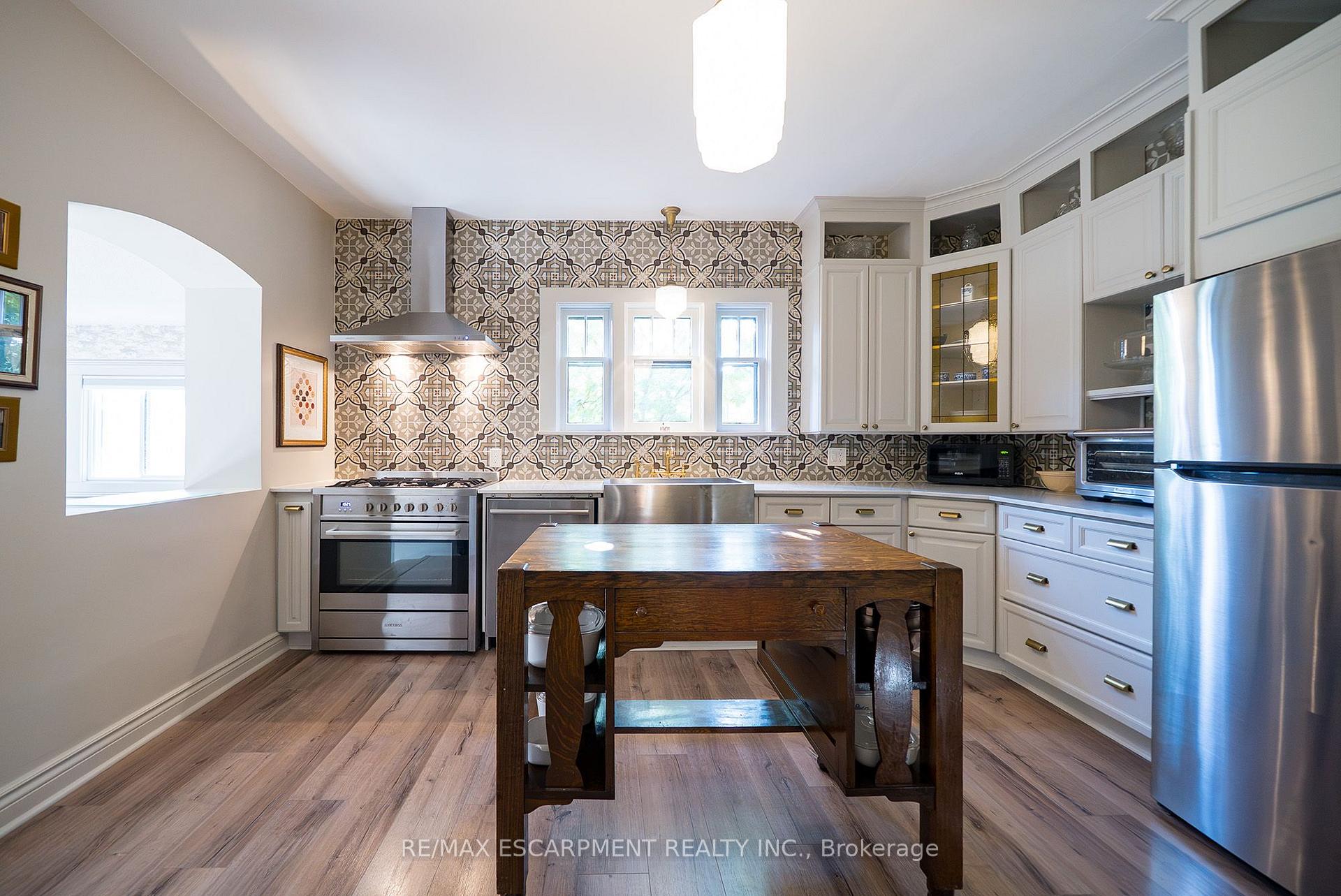 Photo 14 of 75 Walnut Street, Brant, Paris — HOMEH