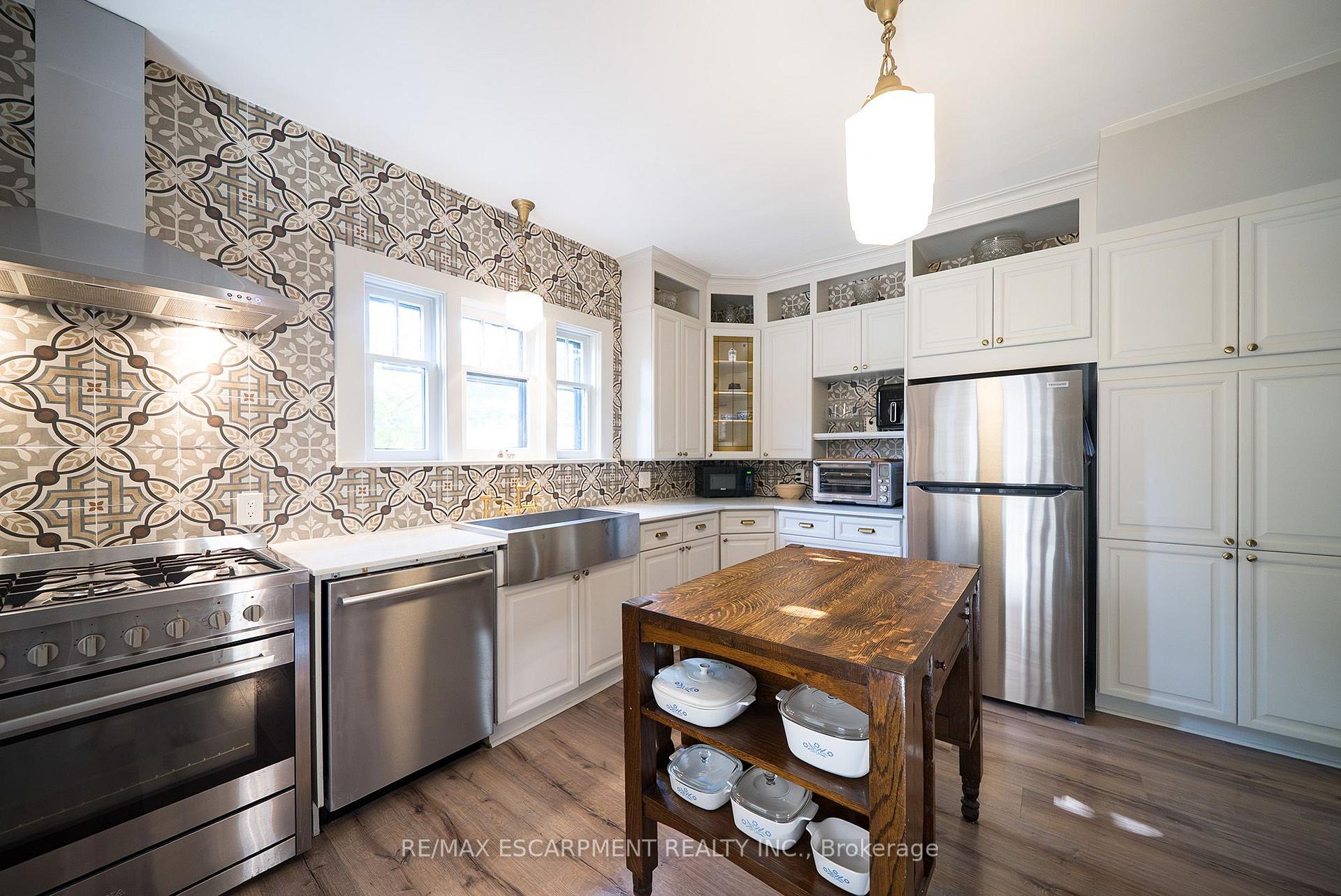 Photo 15 of 75 Walnut Street, Brant, Paris — HOMEH