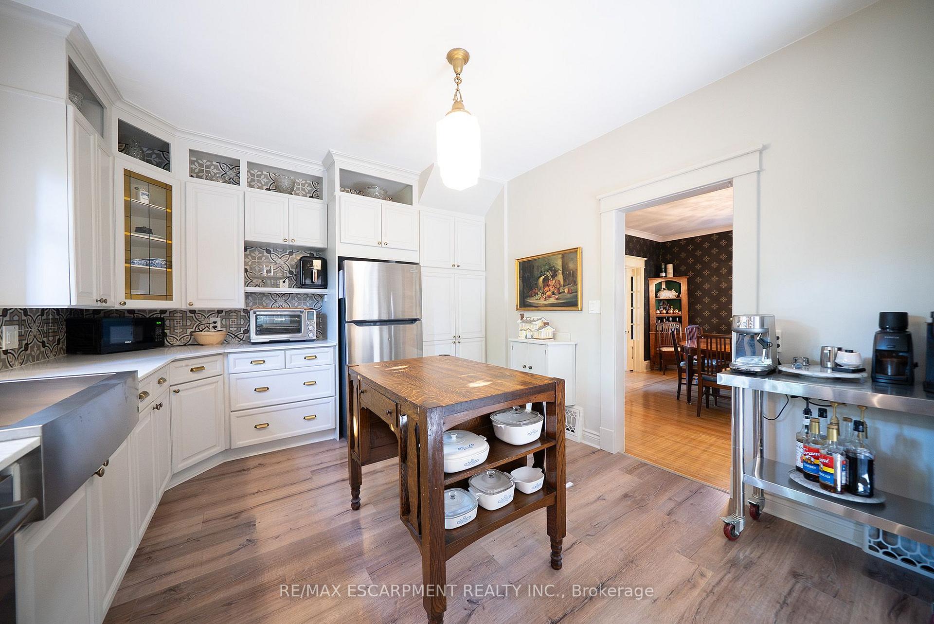 Photo 16 of 75 Walnut Street, Brant, Paris — HOMEH