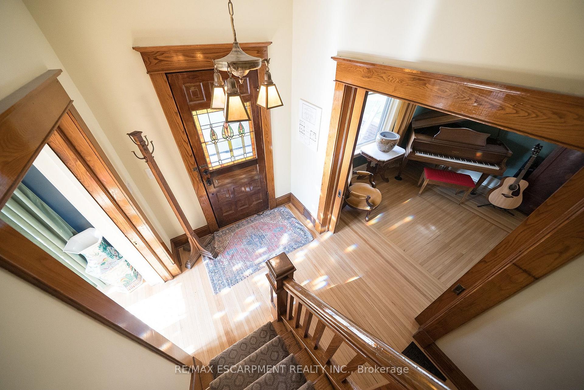 Photo 24 of 75 Walnut Street, Brant, Paris — HOMEH