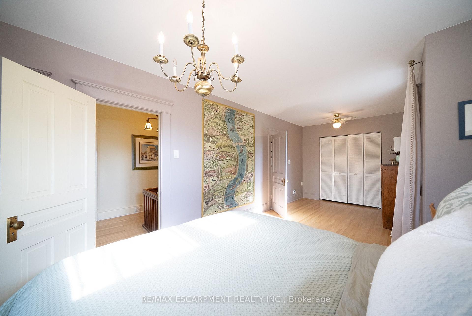 Photo 32 of 75 Walnut Street, Brant, Paris — HOMEH