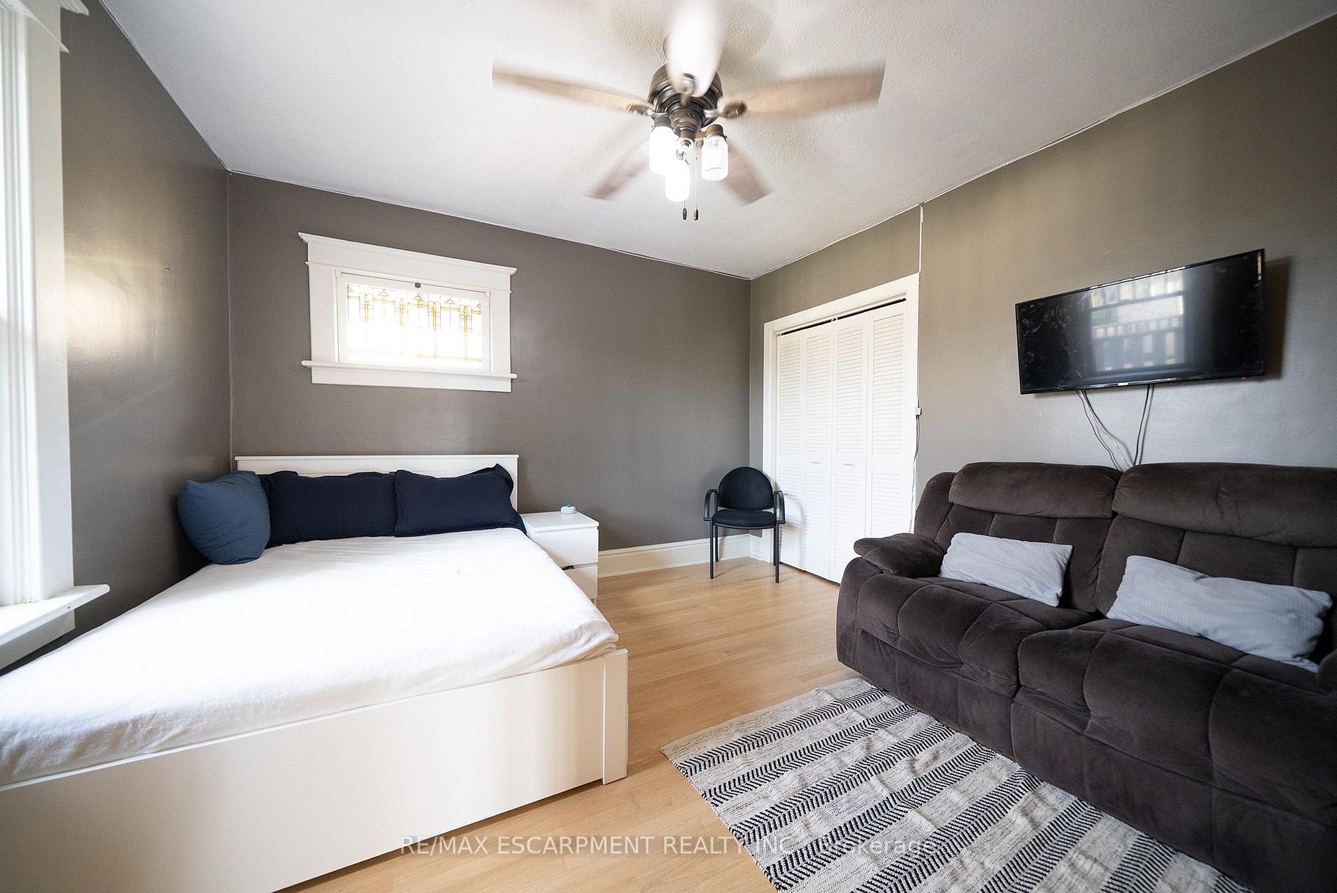 Photo 33 of 75 Walnut Street, Brant, Paris — HOMEH
