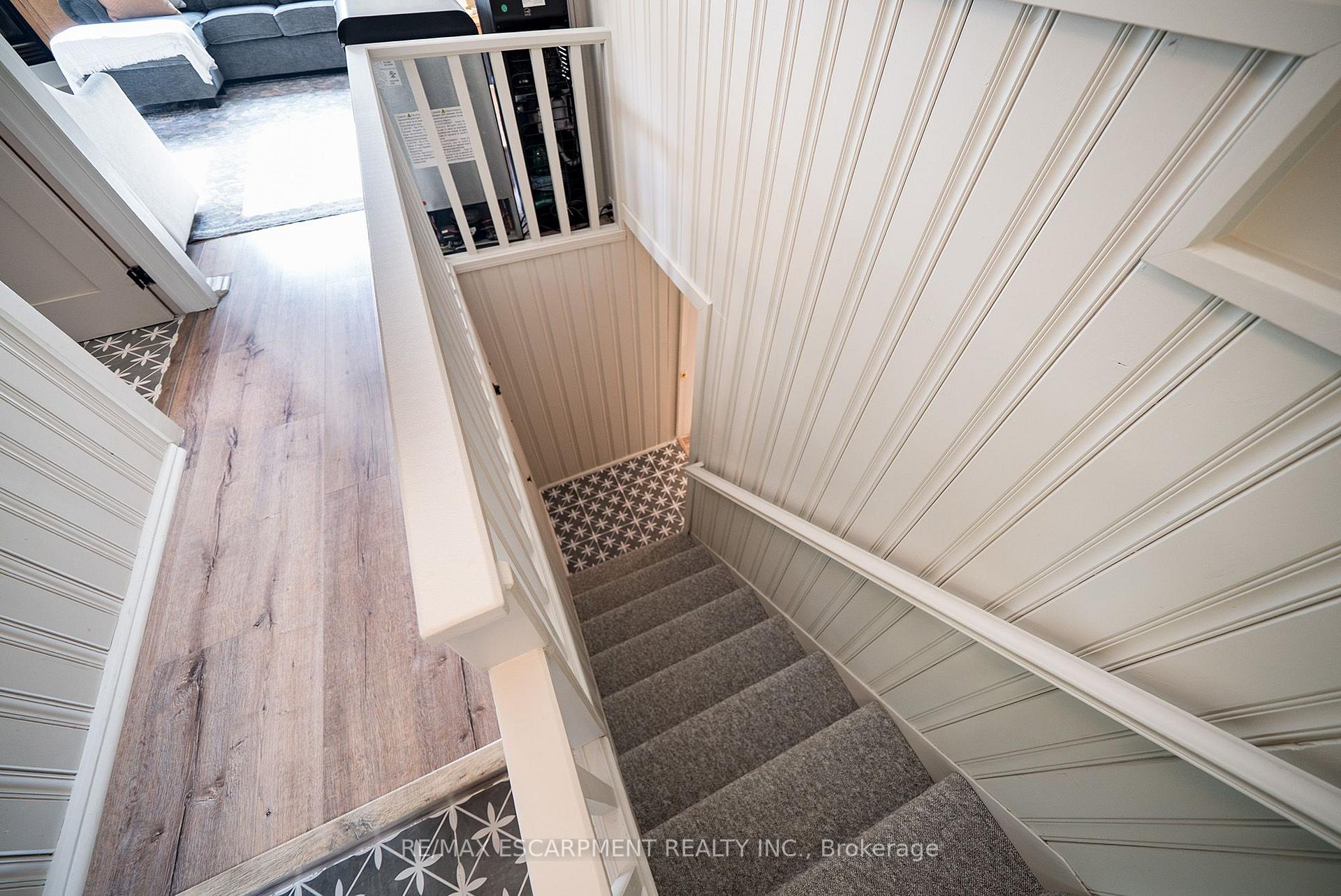 Photo 36 of 75 Walnut Street, Brant, Paris — HOMEH