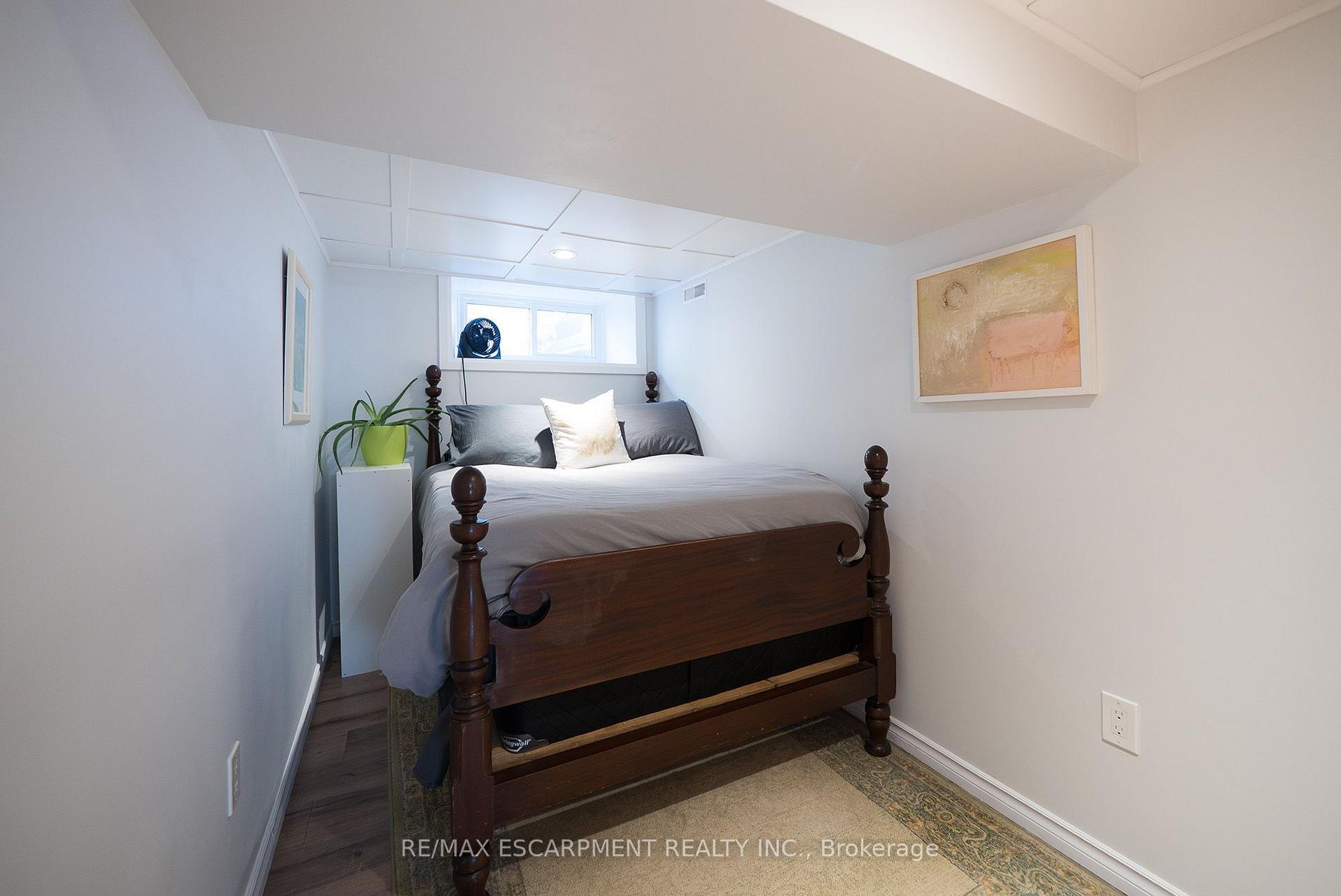 Photo 40 of 75 Walnut Street, Brant, Paris — HOMEH
