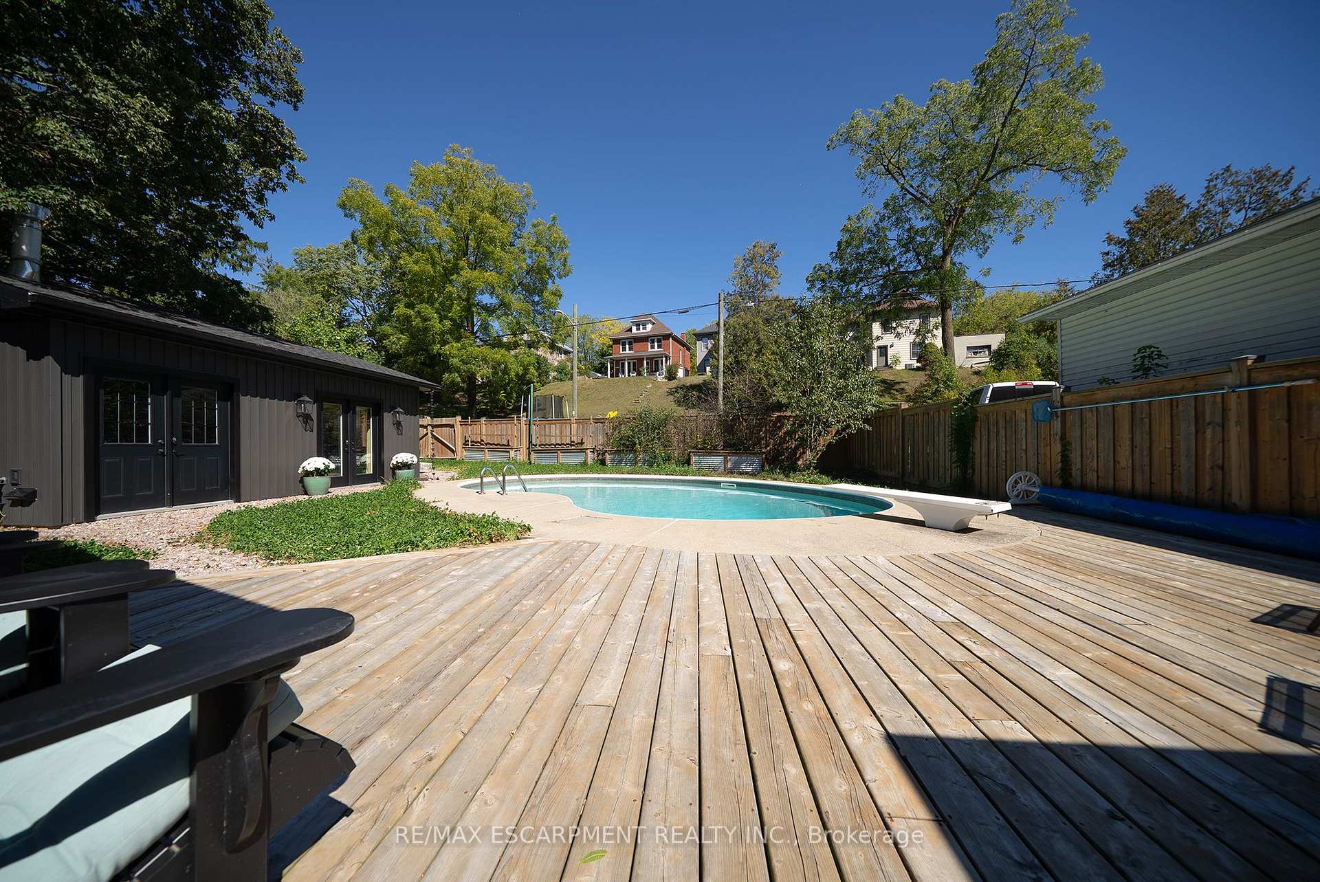 Photo 41 of 75 Walnut Street, Brant, Paris — HOMEH